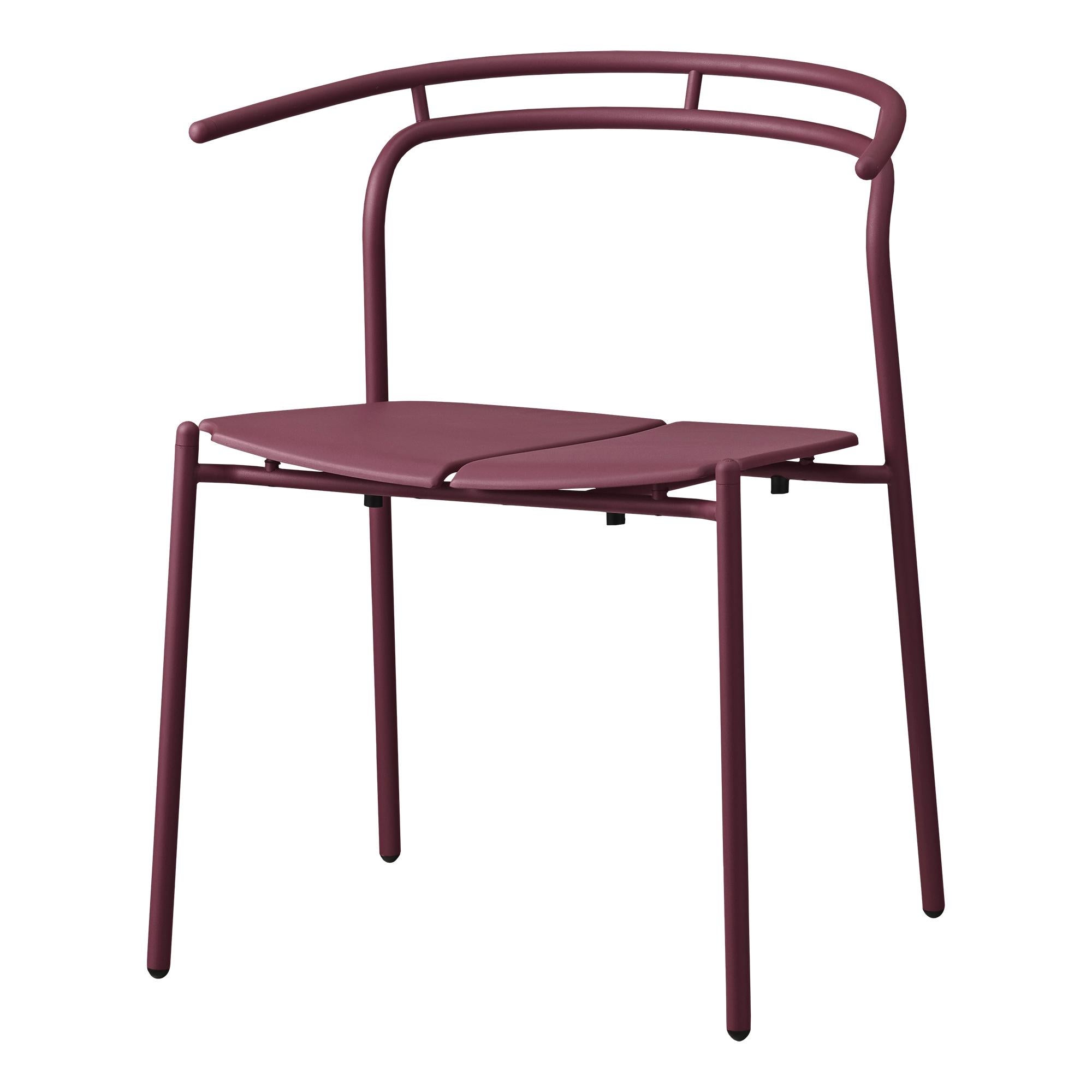 Bordeaux minimalist dining chair
Dimensions: D 53.9 x W 62.5 x H 74.6 cm 
Materials: Steel w. Matte powder coating & aluminum w. Matte powder coating.
Available in colors: Taupe, bordeaux, forest, ginger bread, black and, black and