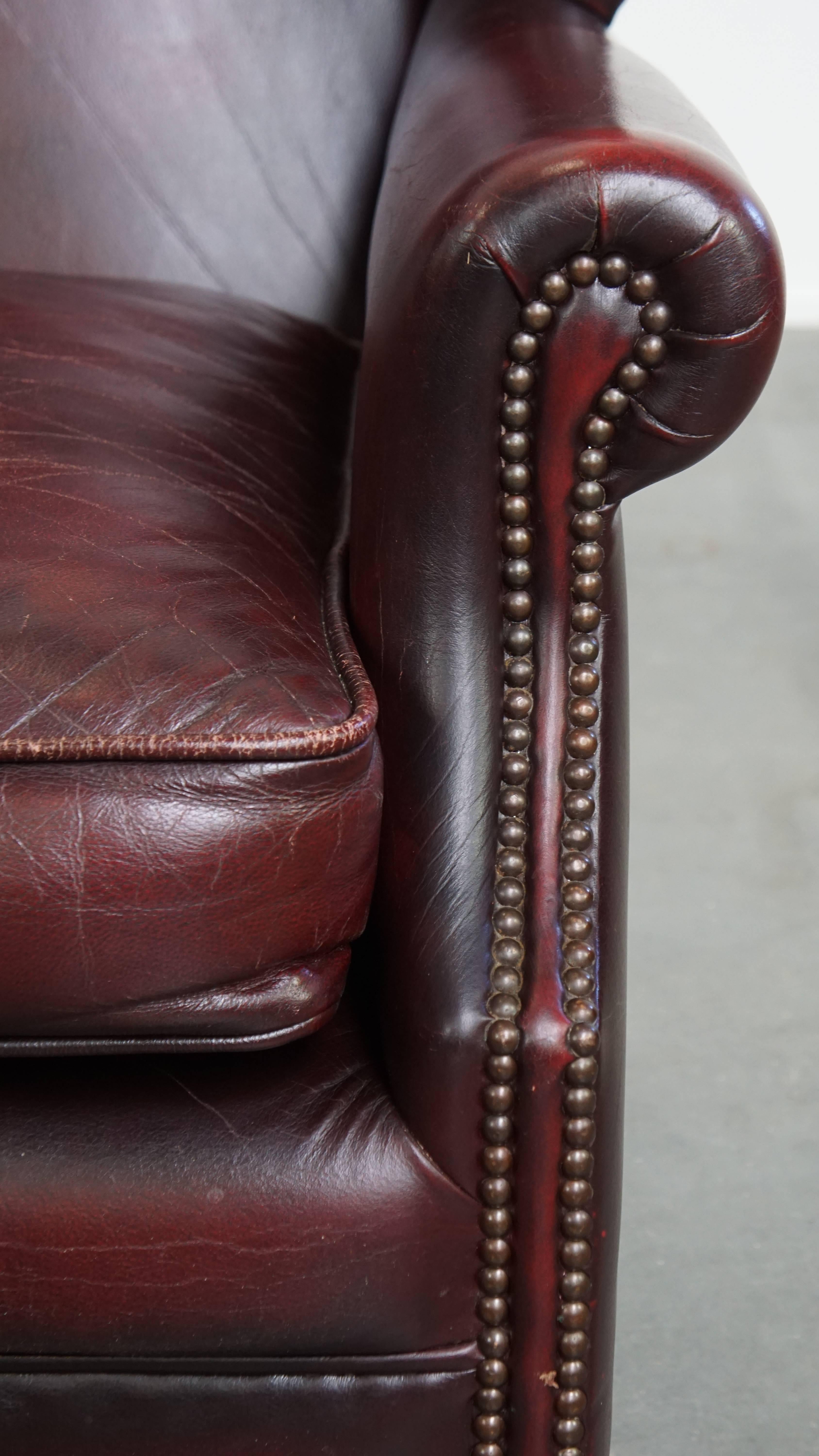Bordeaux Red Cowhide Wingback Chair in English Style For Sale 4