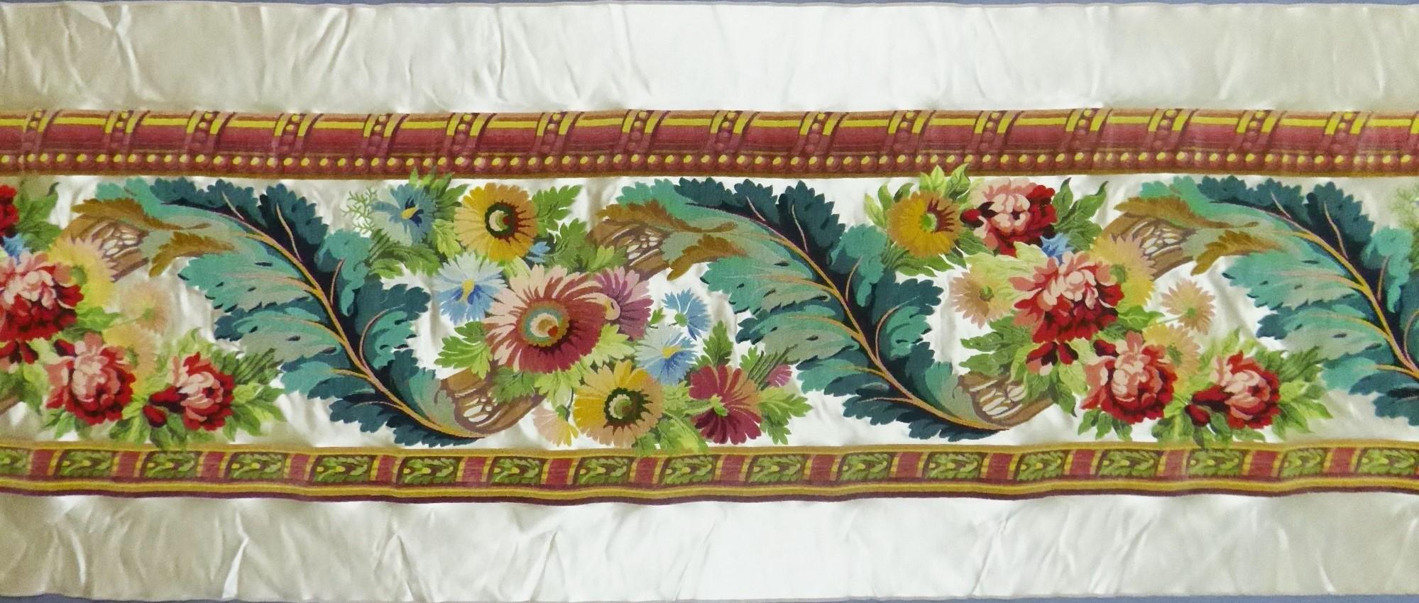 Circa 1970
France

Border of the room of the Empress Josephine at the Castle of Fontainebleau. Satin brocade, caterpillar and silk, rivers of flowers and ornamental oak leaves Patron TC N ° 10337. The famous manufacture of Lyon Tassinari and Chatel