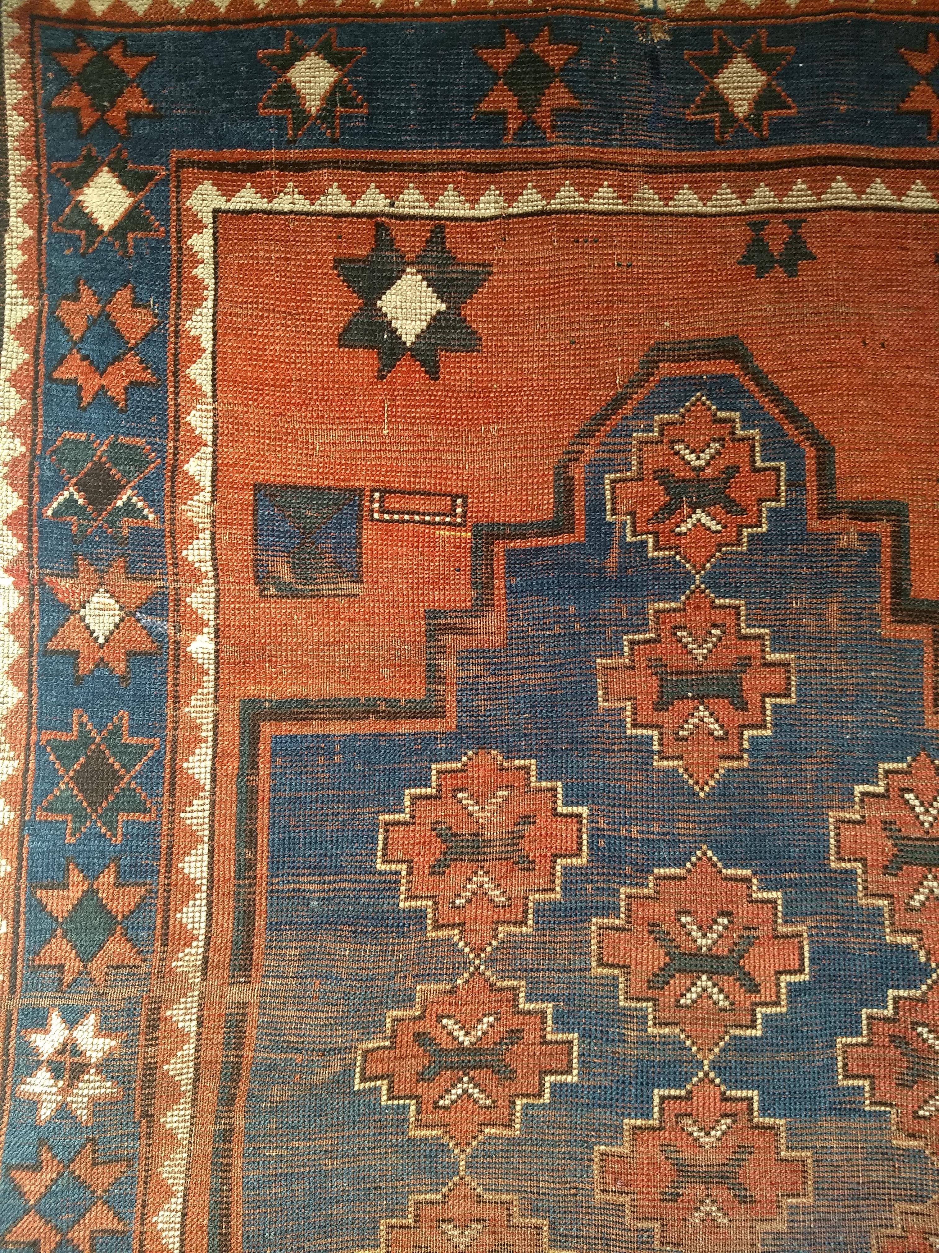 Tapis Bordjalou caucasien du 19ème siècle en bleu abrash en vente 3