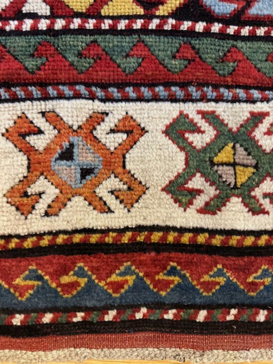 Tapis Kazak Bordjalou Bon état - En vente à NEW YORK, NY