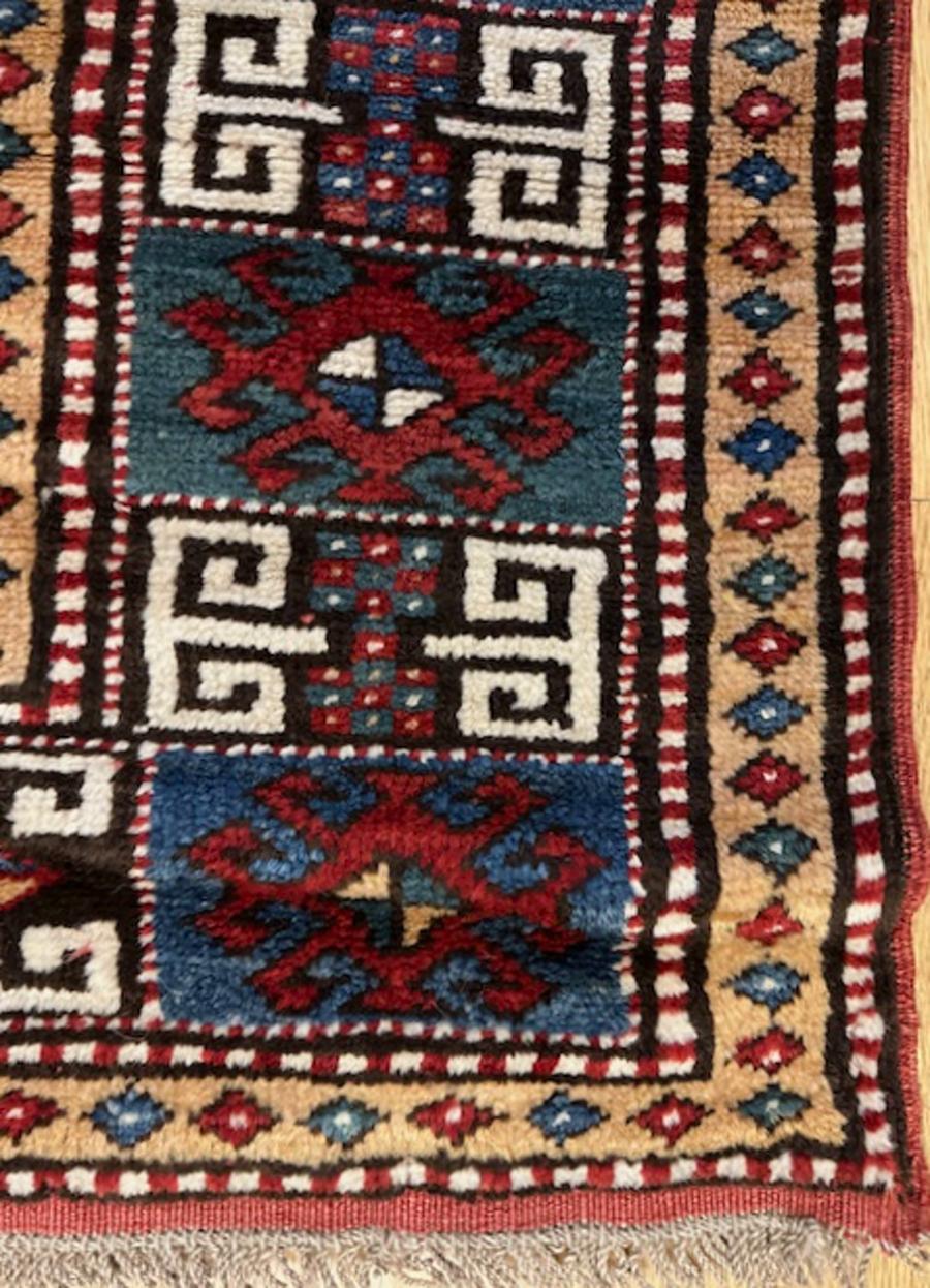 Laine Tapis Kazak Bordjalou en vente