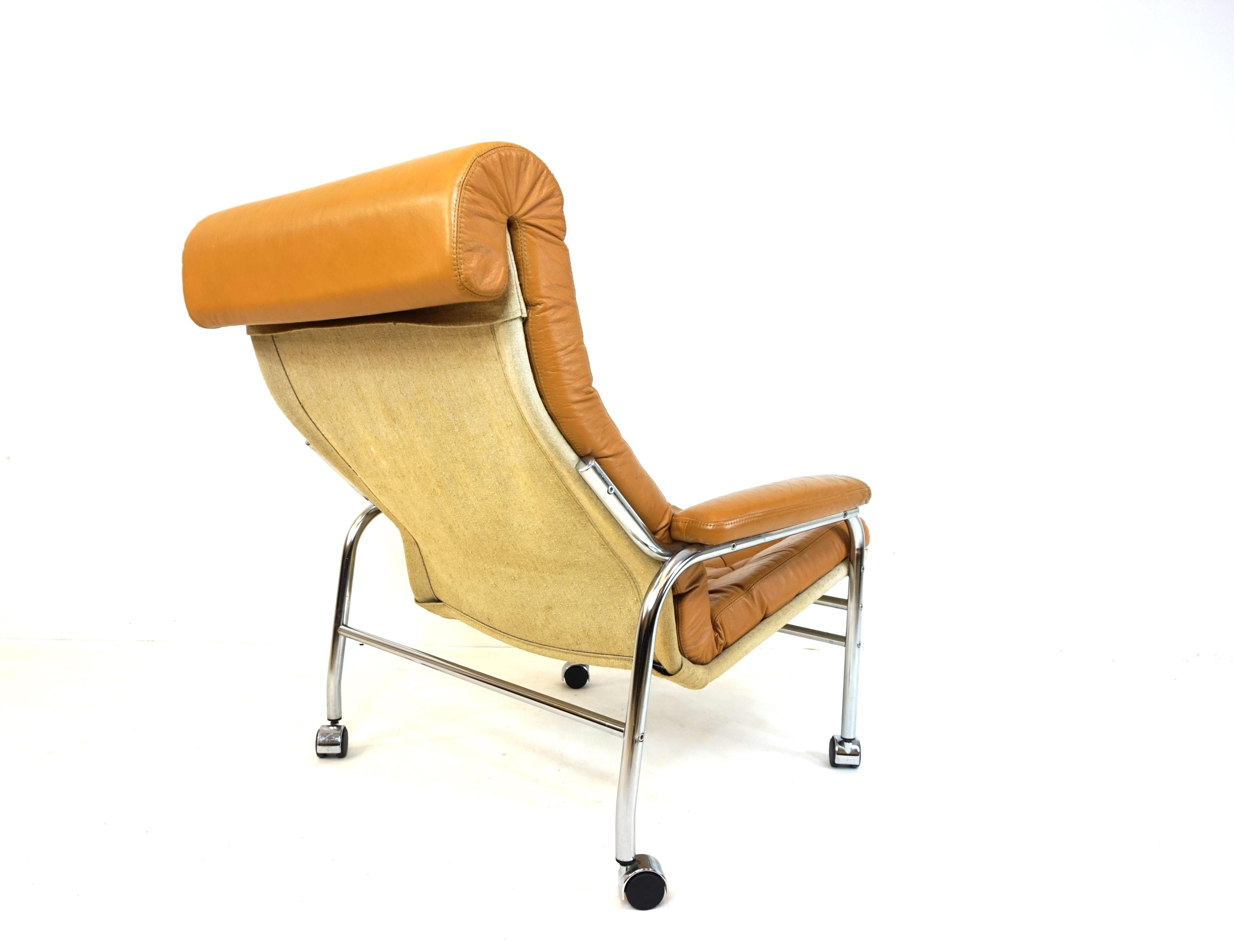 Swedish Bore leather armchair by Noboru Nakamura For Sale