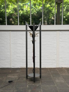 Bořek Šípek pour Vitra, lampadaire « Tree » servant également de porte-manteau, 1988