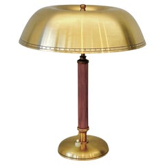 Boréns 1940s table lamp model 8451, brass and walnut, Scandinavian modern Sweden
