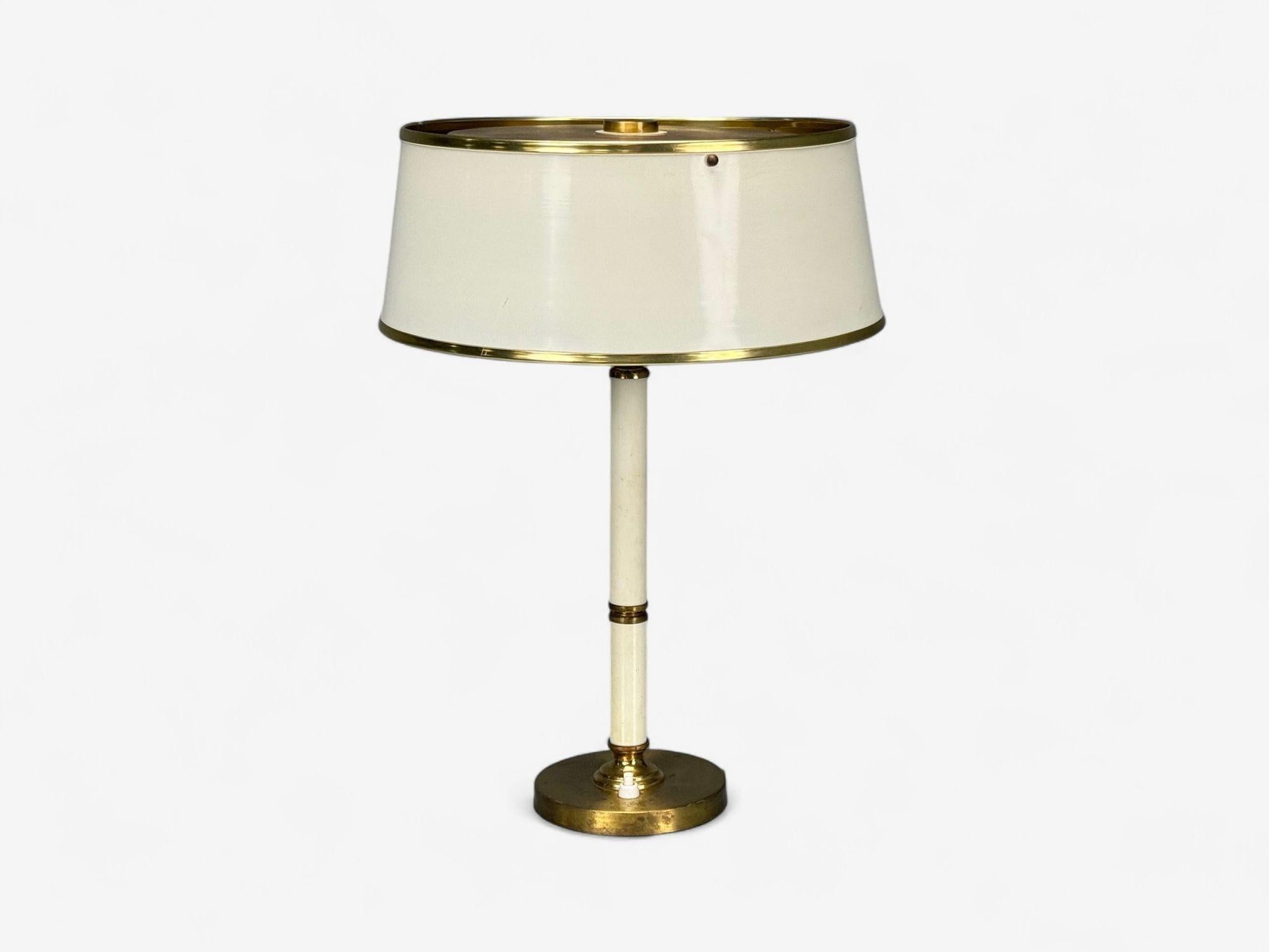 Boréns Borås, Messing, Metall, Tischlampe, Schweden, 1950er Jahre (Moderne der Mitte des Jahrhunderts) im Angebot