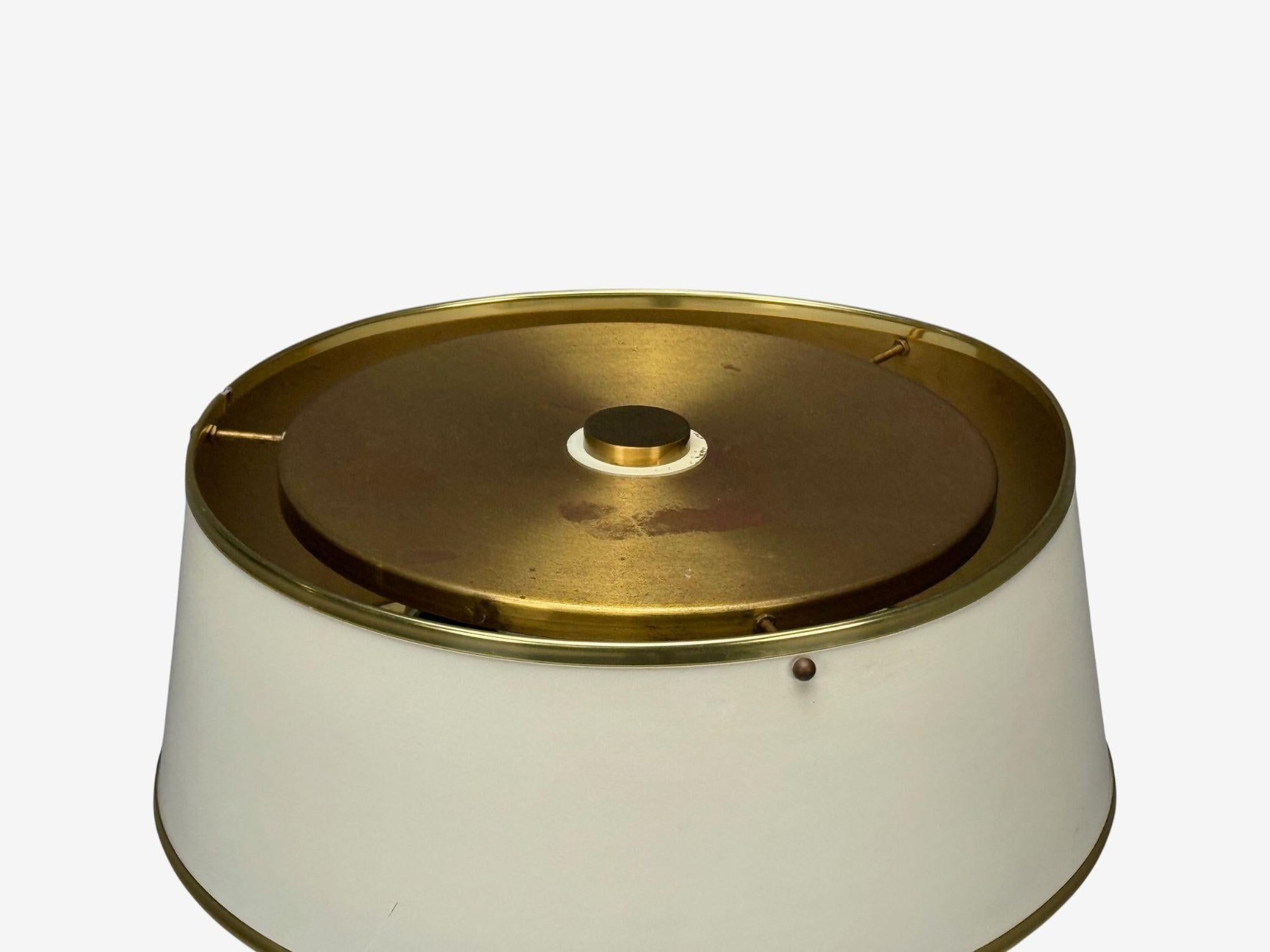Boréns Borås, Messing, Metall, Tischlampe, Schweden, 1950er Jahre im Zustand „Gut“ im Angebot in Manhasset, NY