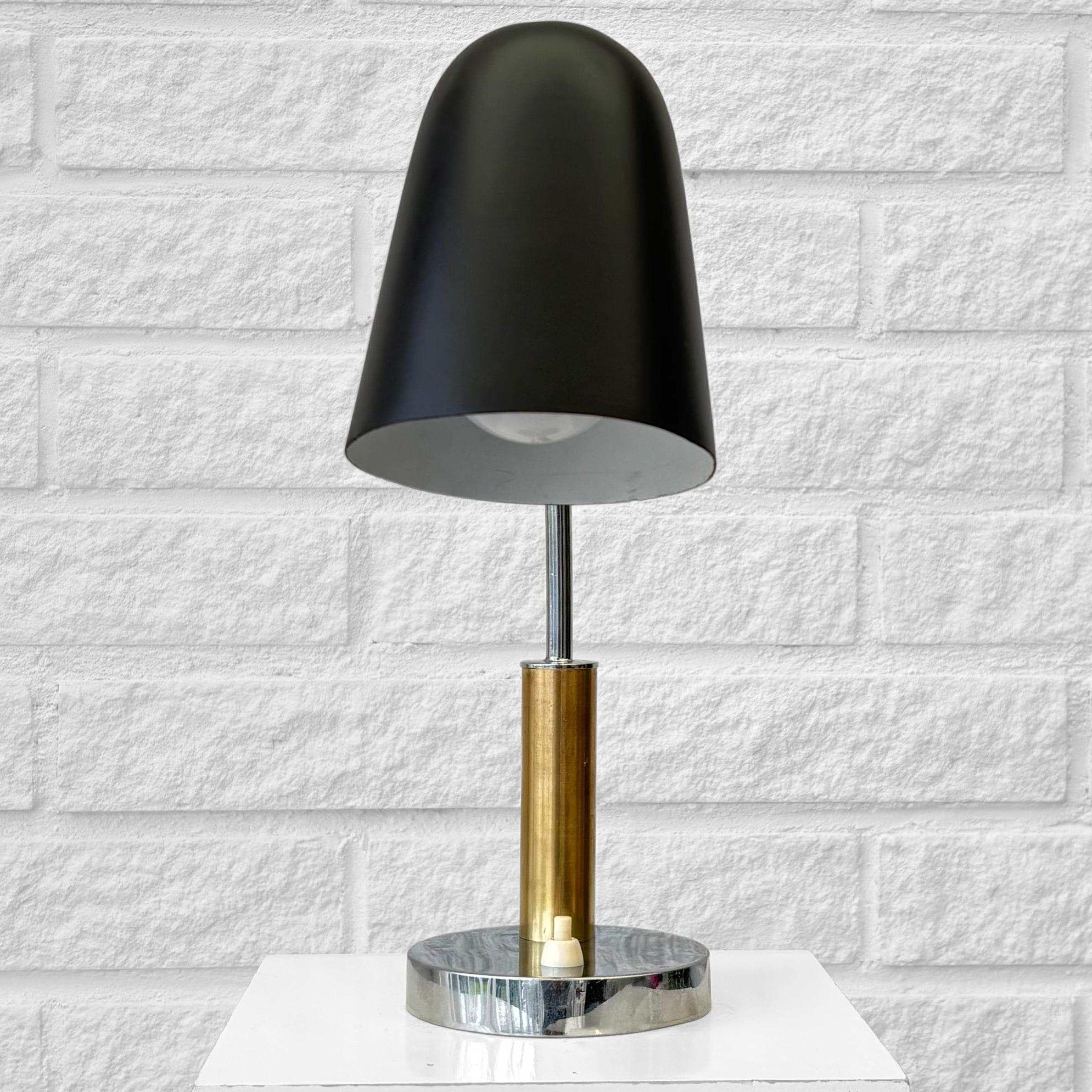 Boréns, lámpara de mesa moderna escandinava modelo 503, latón y acero, Suecia, años 40 en venta 4