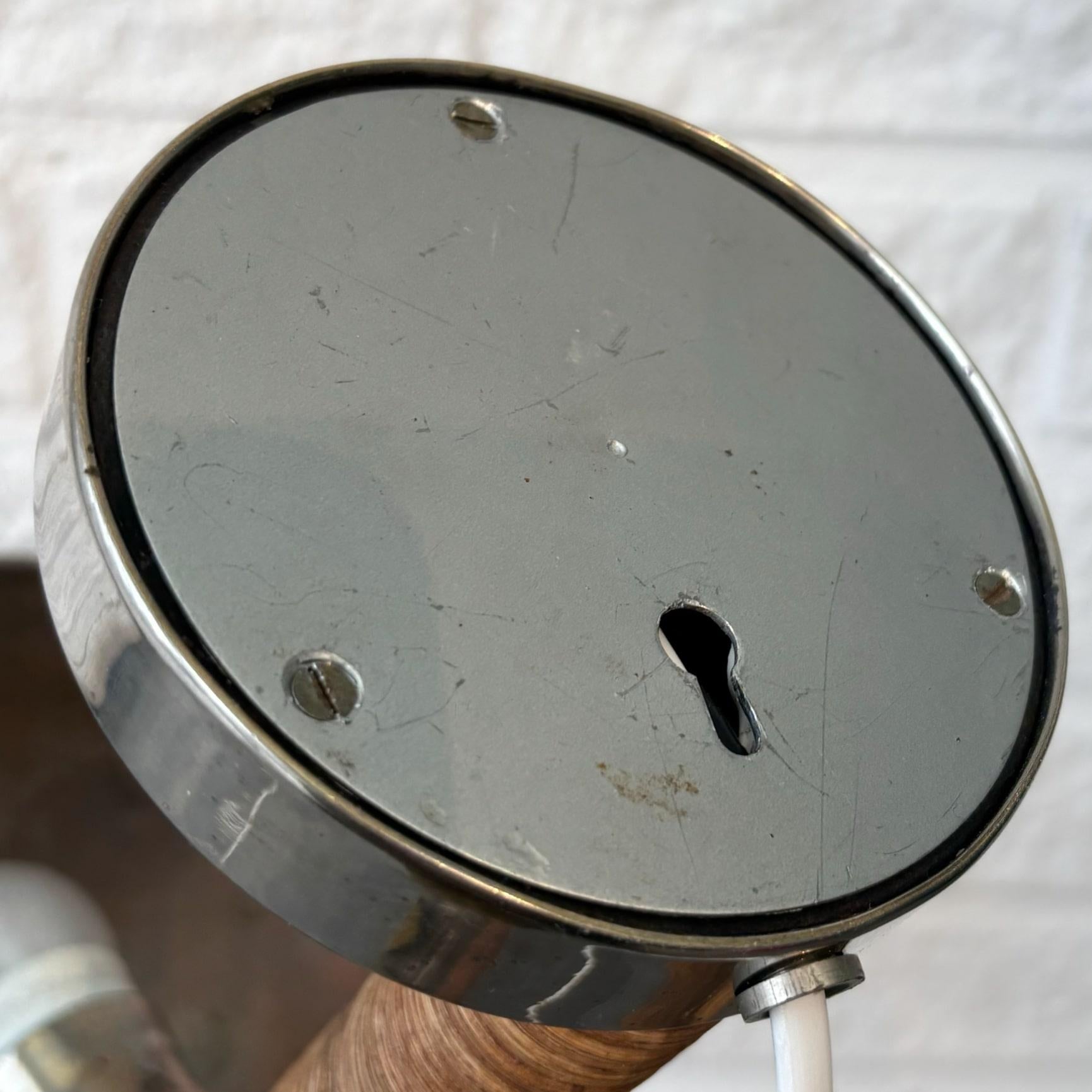 Boréns, lampe de table moderniste scandinave, acier et rotin, Suède, années 1930 en vente 9