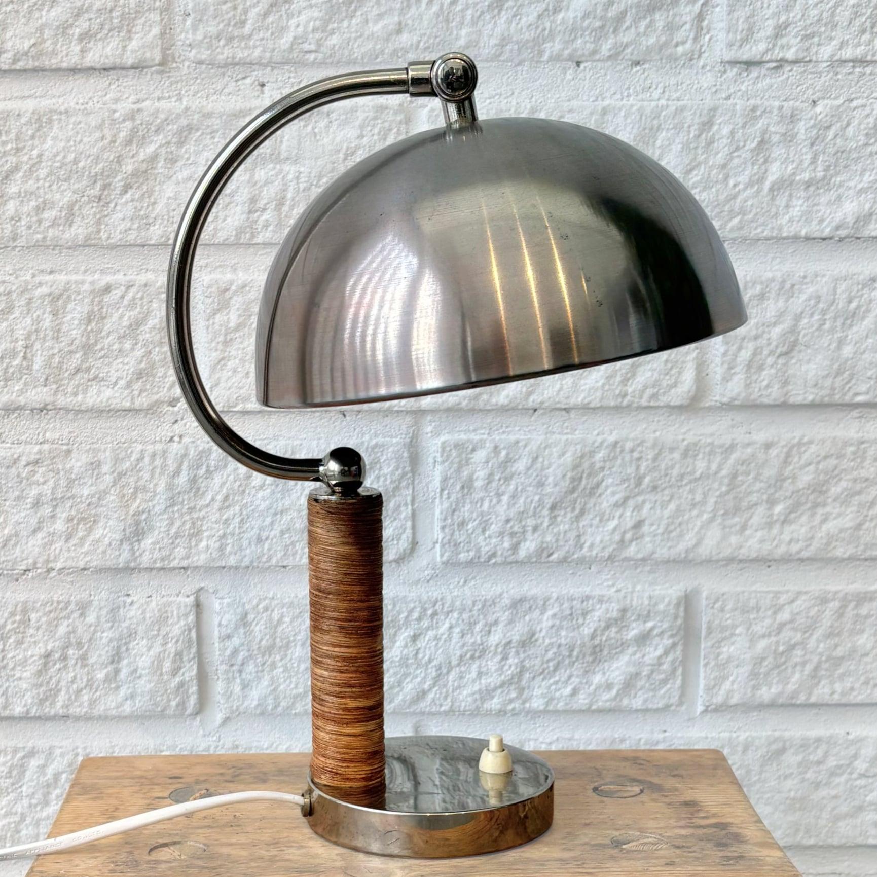Suédois Boréns, lampe de table moderniste scandinave, acier et rotin, Suède, années 1930 en vente