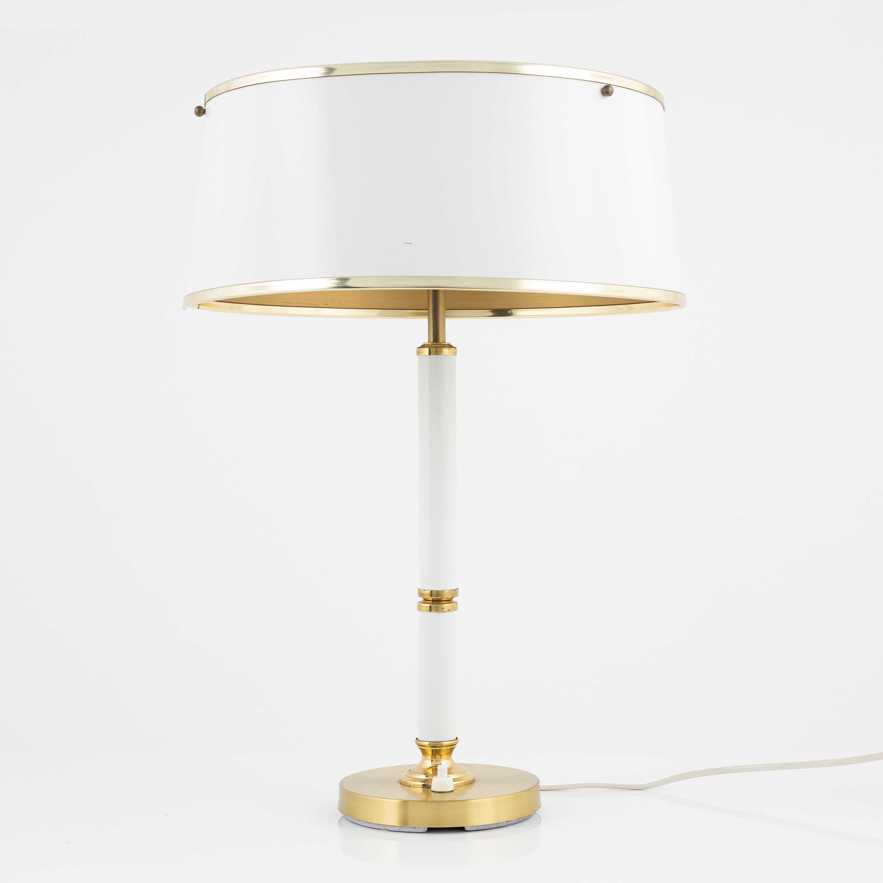 20th Century Borens Table Lamp Model 8423 white lacquer Sweden 1970 For Sale
