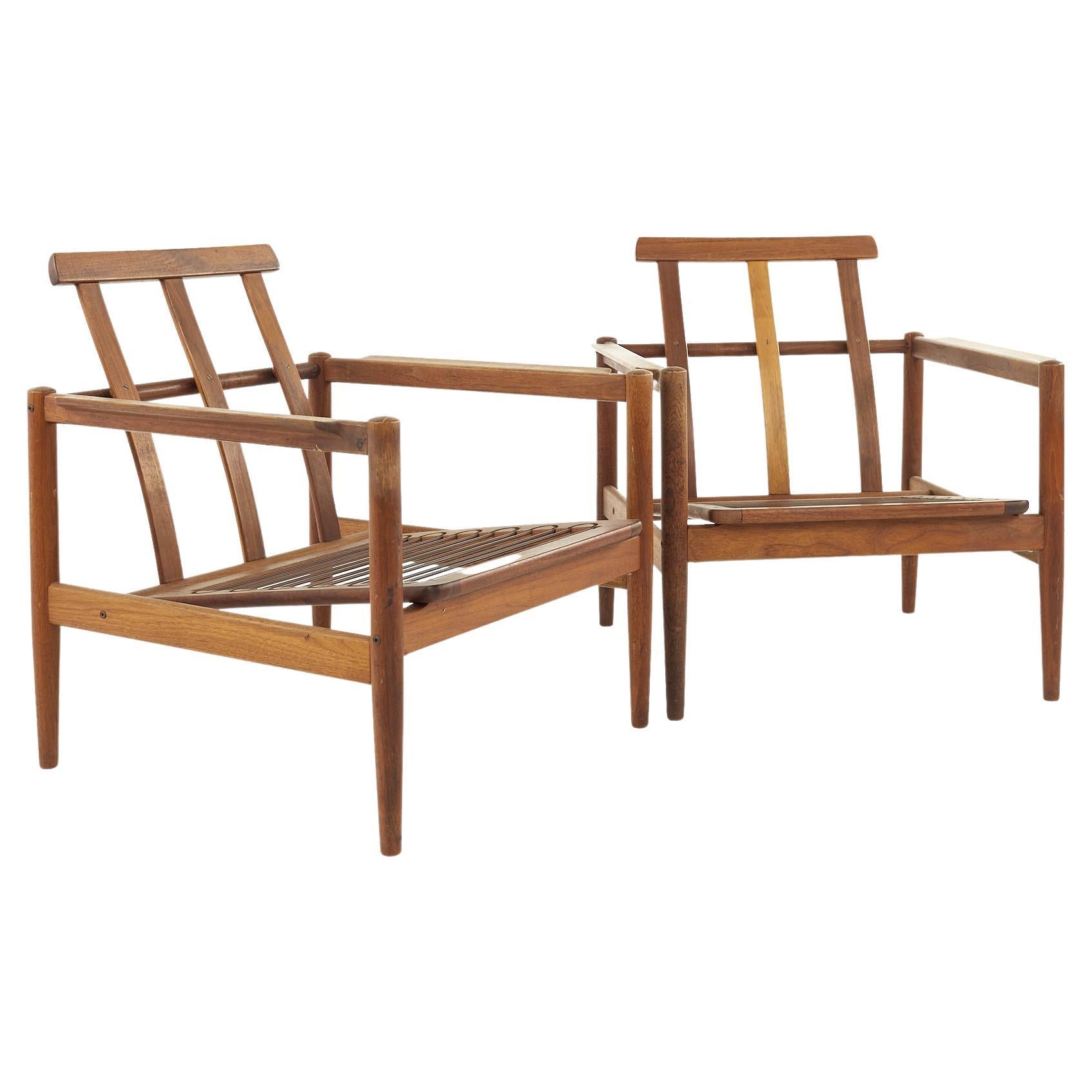 Borge Jensen Sonner for Bernstorffsminde Mobelfabrik Teak Lounge Chairs, a Pair