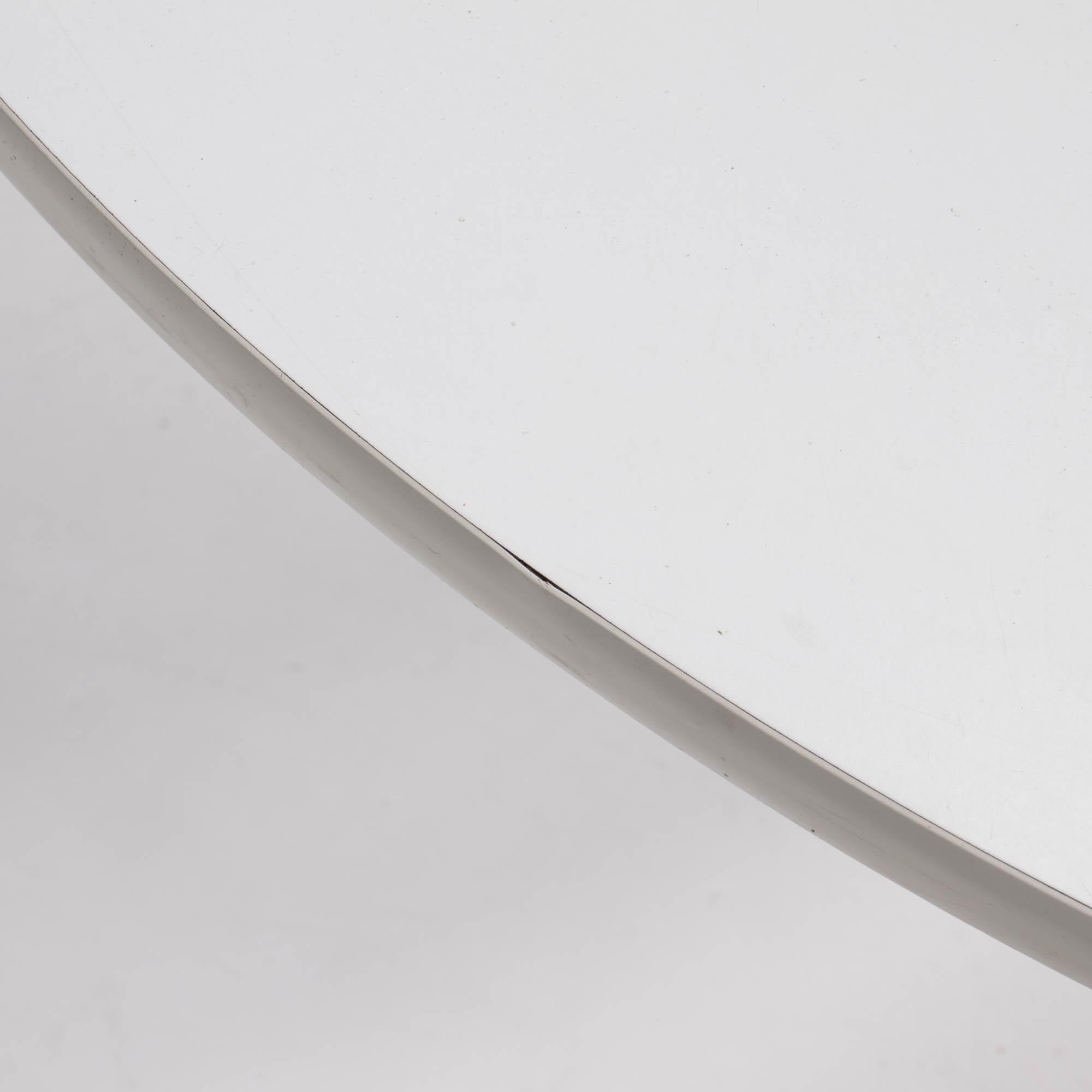 Borge Johanson White Dining Table and 5 Orange Viggen Dining Chairs, 1960s 12