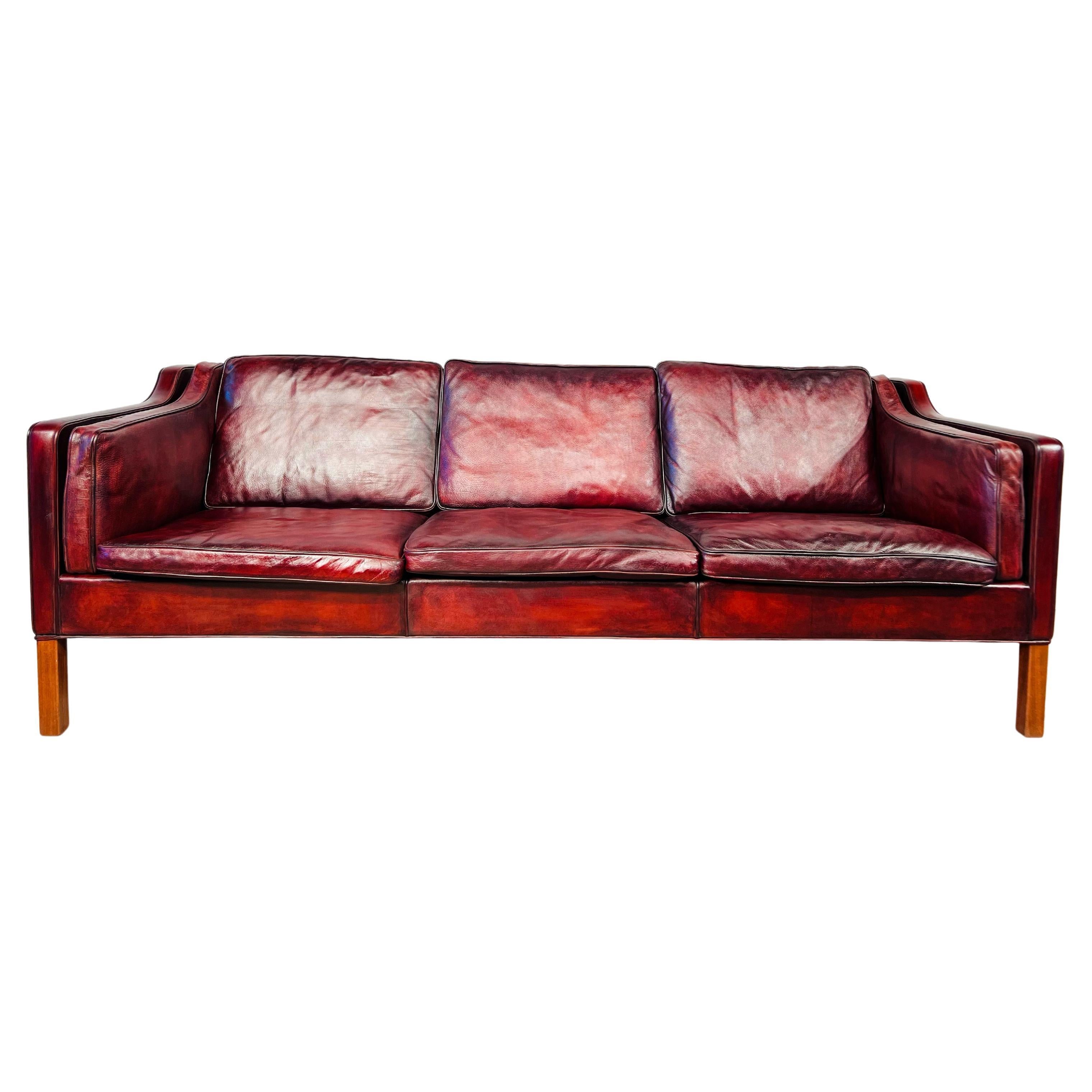 Borge Møgensen Model 2213 For Fredericia Danish Leather 3 Seater Deep Red #506 For Sale