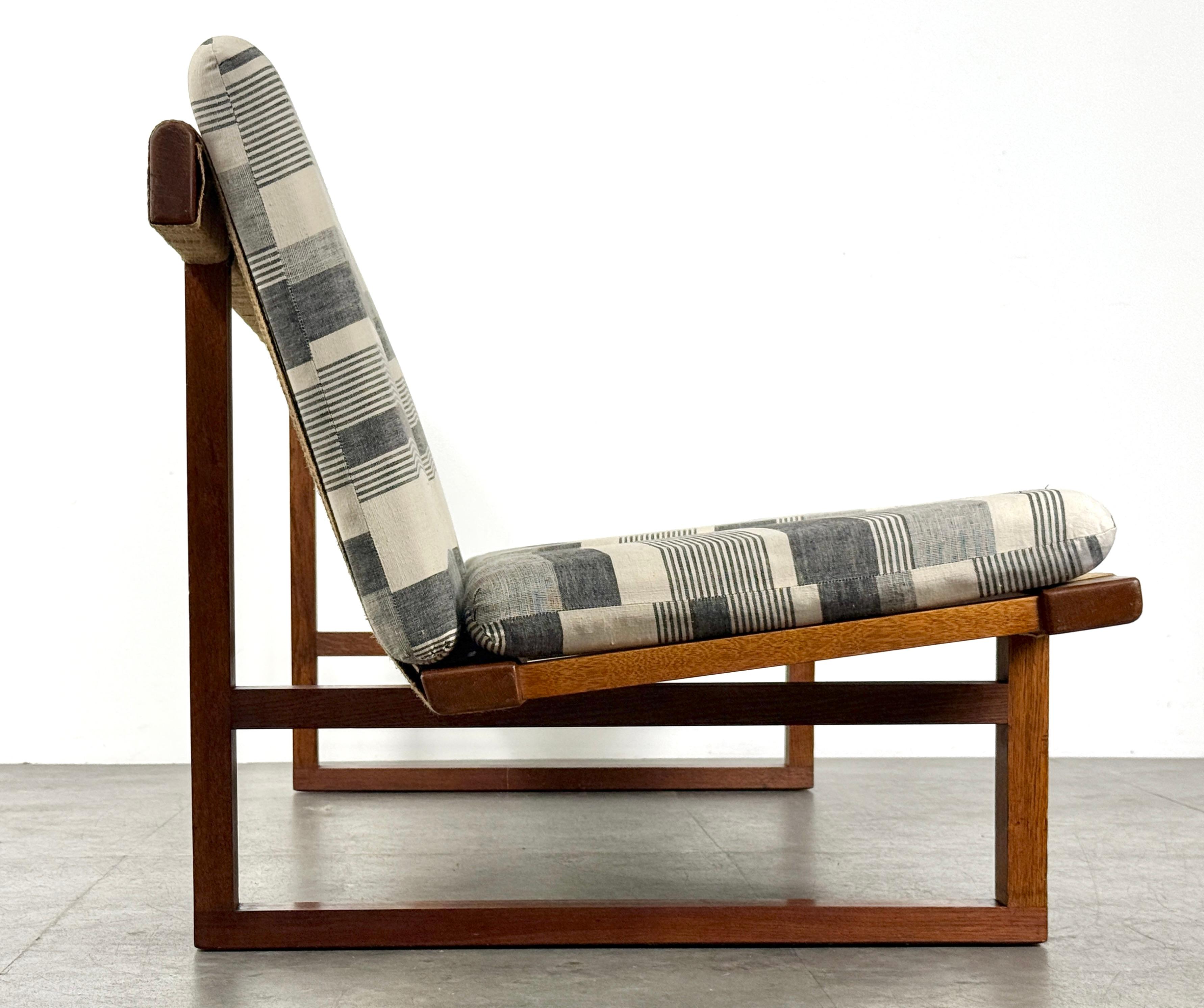 Borge Mogensen 211 Sofa in Oak and Teak by Fredericia Stolefabrik Denmark 1950s In Good Condition For Sale In Troy, MI