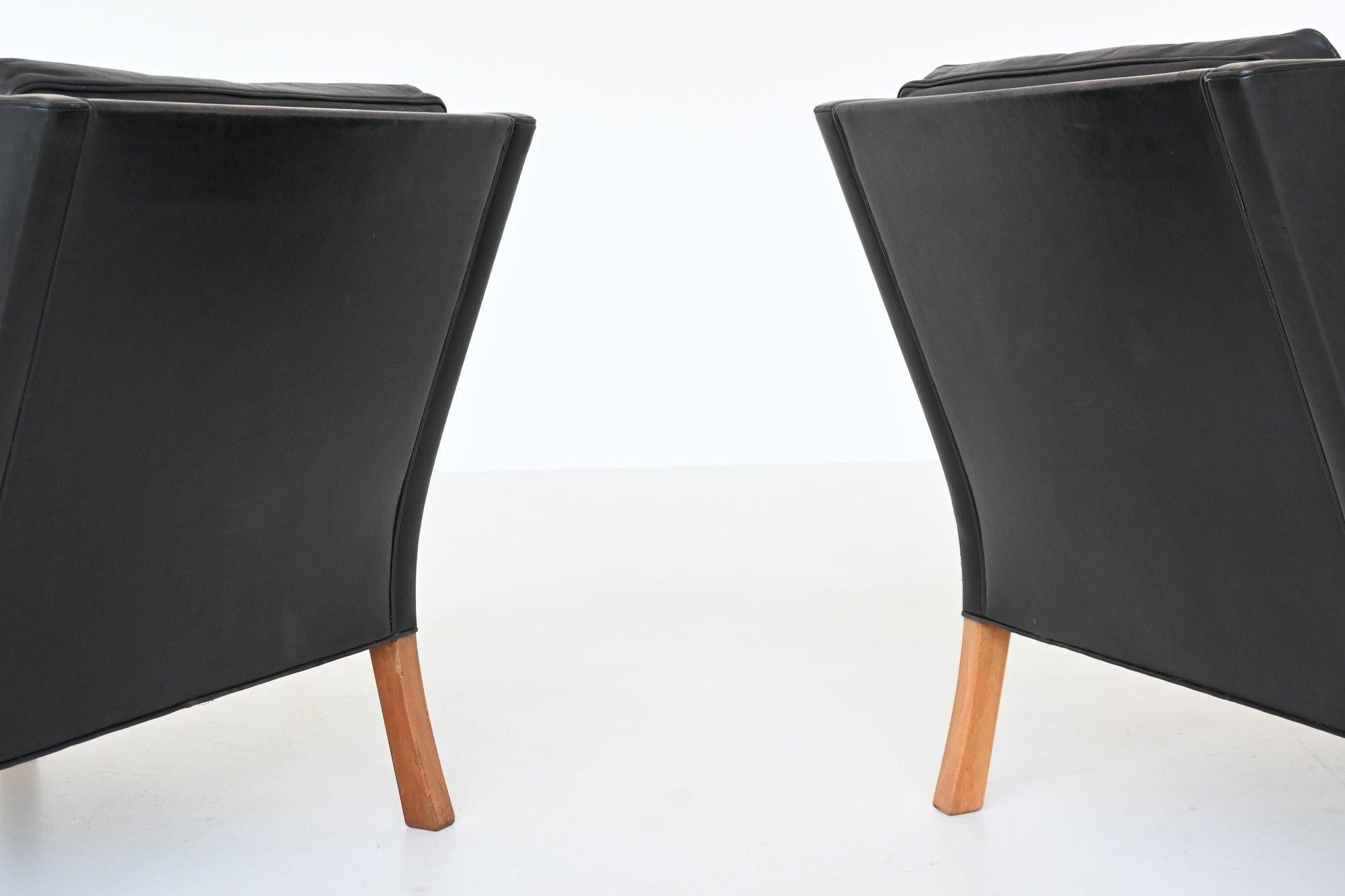 Borge Mogensen 2207 lounge chairs black leather Fredericia Denmark 1960 im Angebot 5