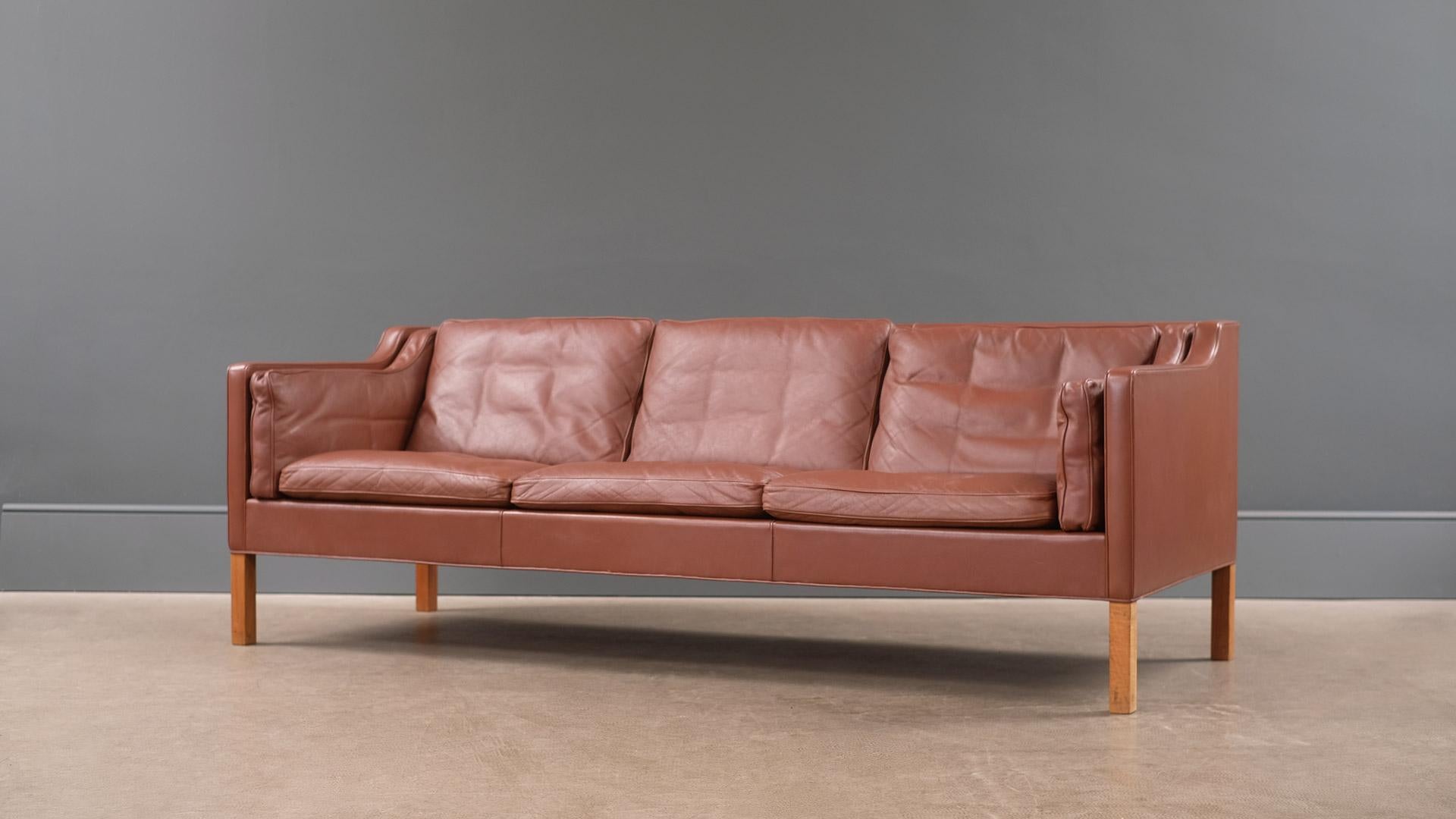The real thing… Fantastic example of the Classic 3-seat sofa designed by Borge Mogensen for Fredericia, Denmark model 2213. Unsurpassed quality and in beautiful patinated tan leather with solid beech legs. Wonderful sofa.