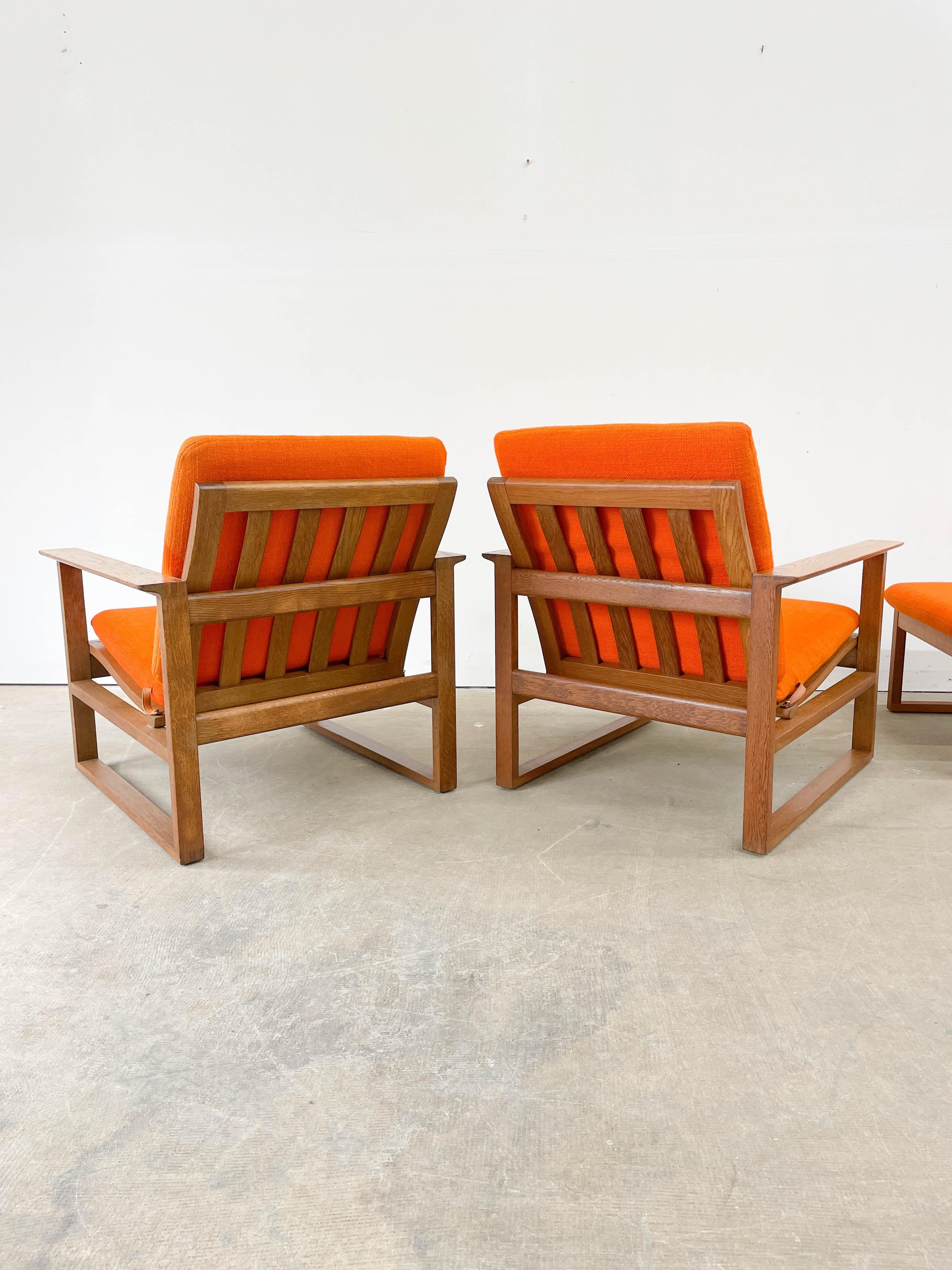 Borge Mogensen 2256 chairs and ottoman 2