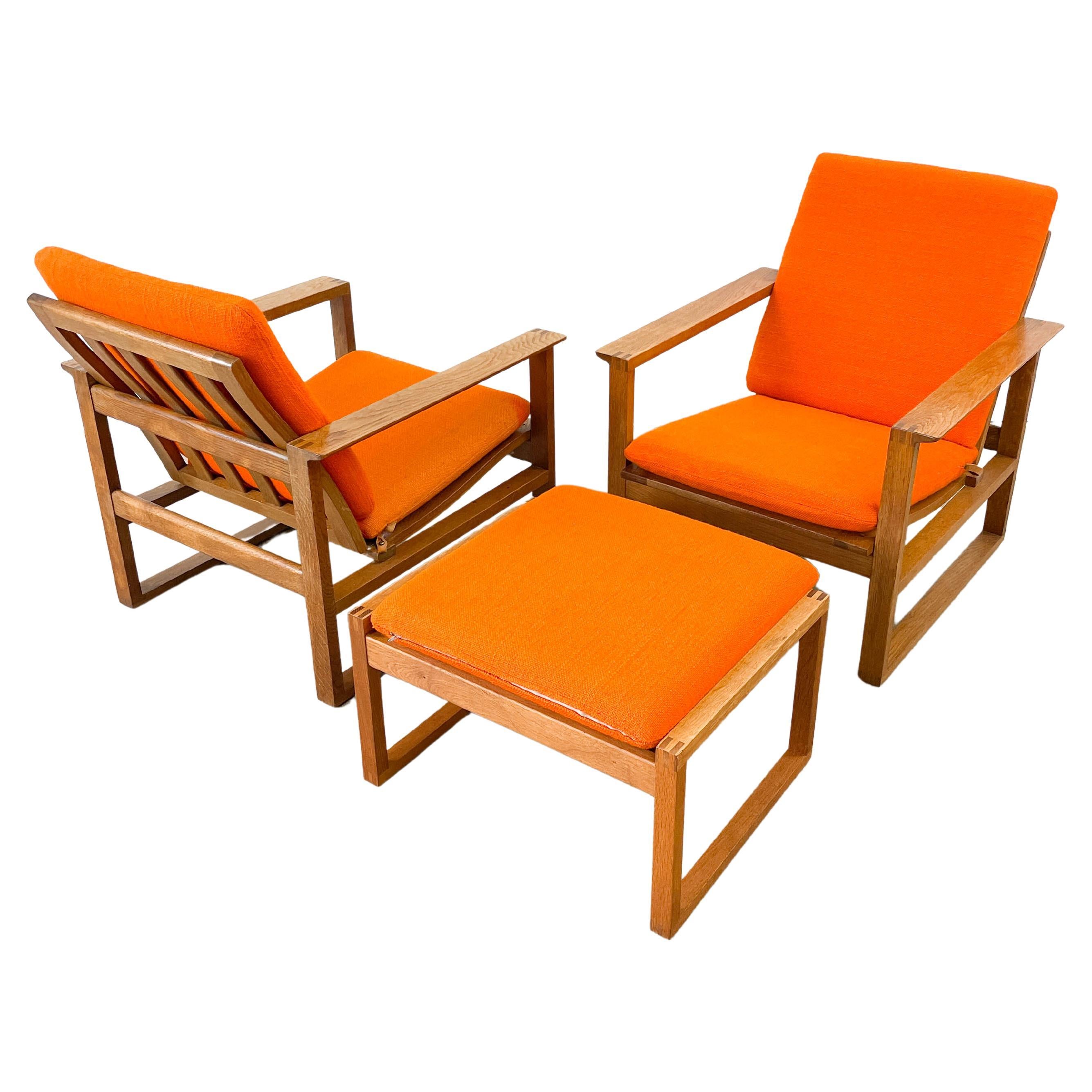 Borge Mogensen 2256 chairs and ottoman For Sale