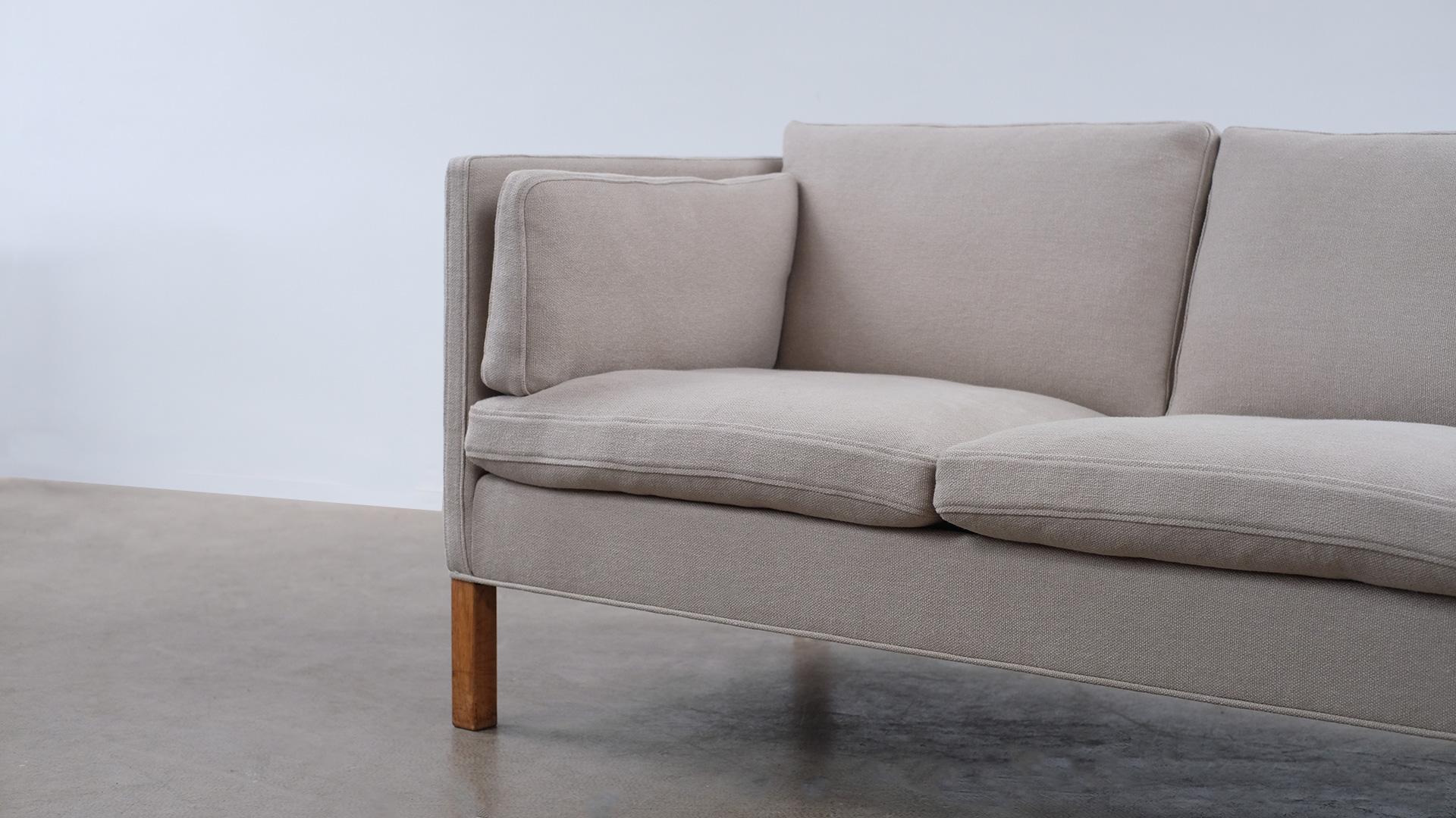 Linen Børge Mogensen 2443 Sofa