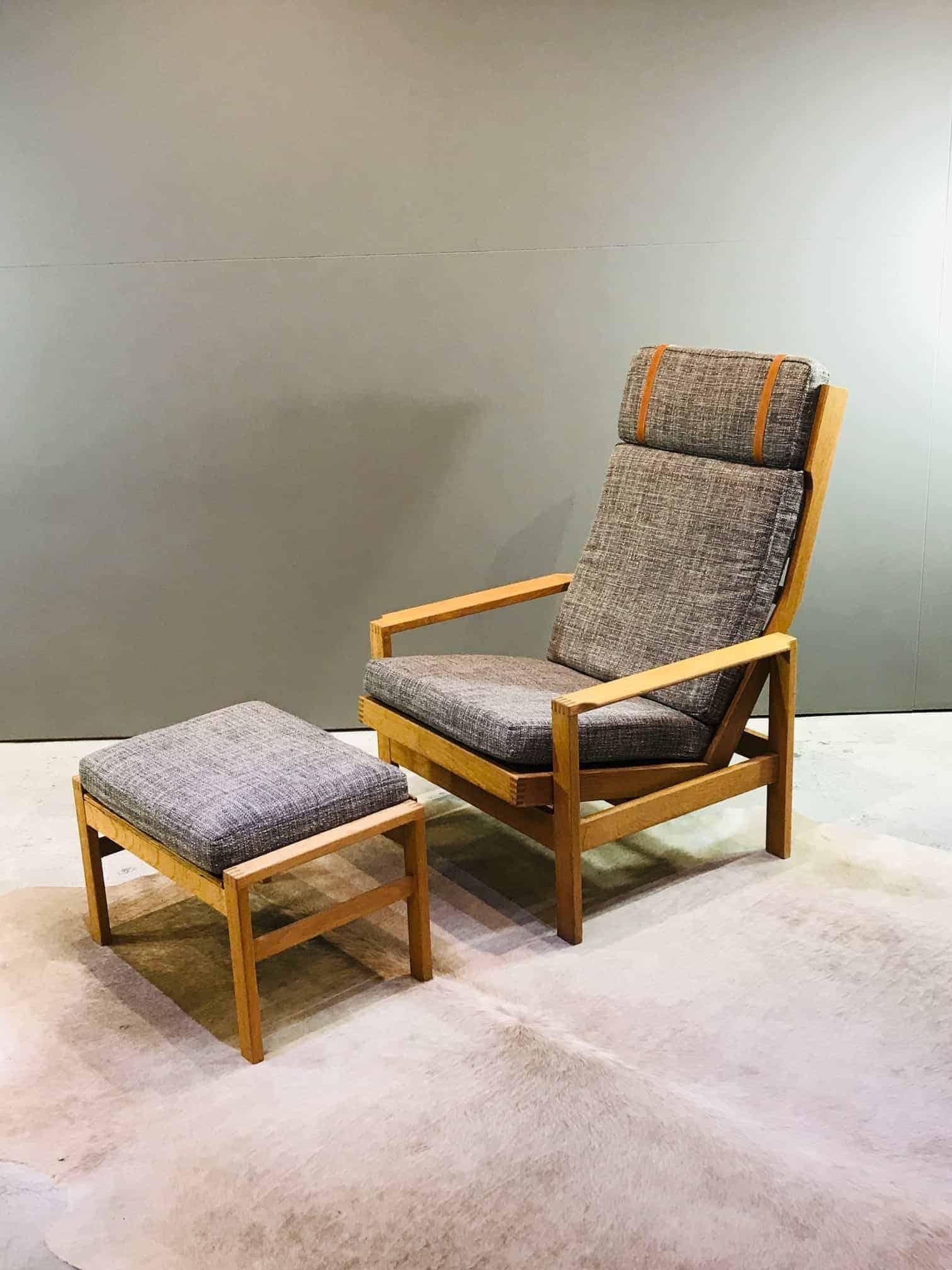Midcentury Danish lounge chair and Footstool- Model 248, by early Danish modernist, Borge Mogensen. Manufactured by Fredericia Stolefabrik
This vintage chair and footstool is in white oak, has been fully restored and reupholstered.
  