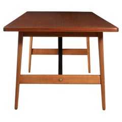Borge Mogensen, 260 Model Lounge Table in Teak and Oak