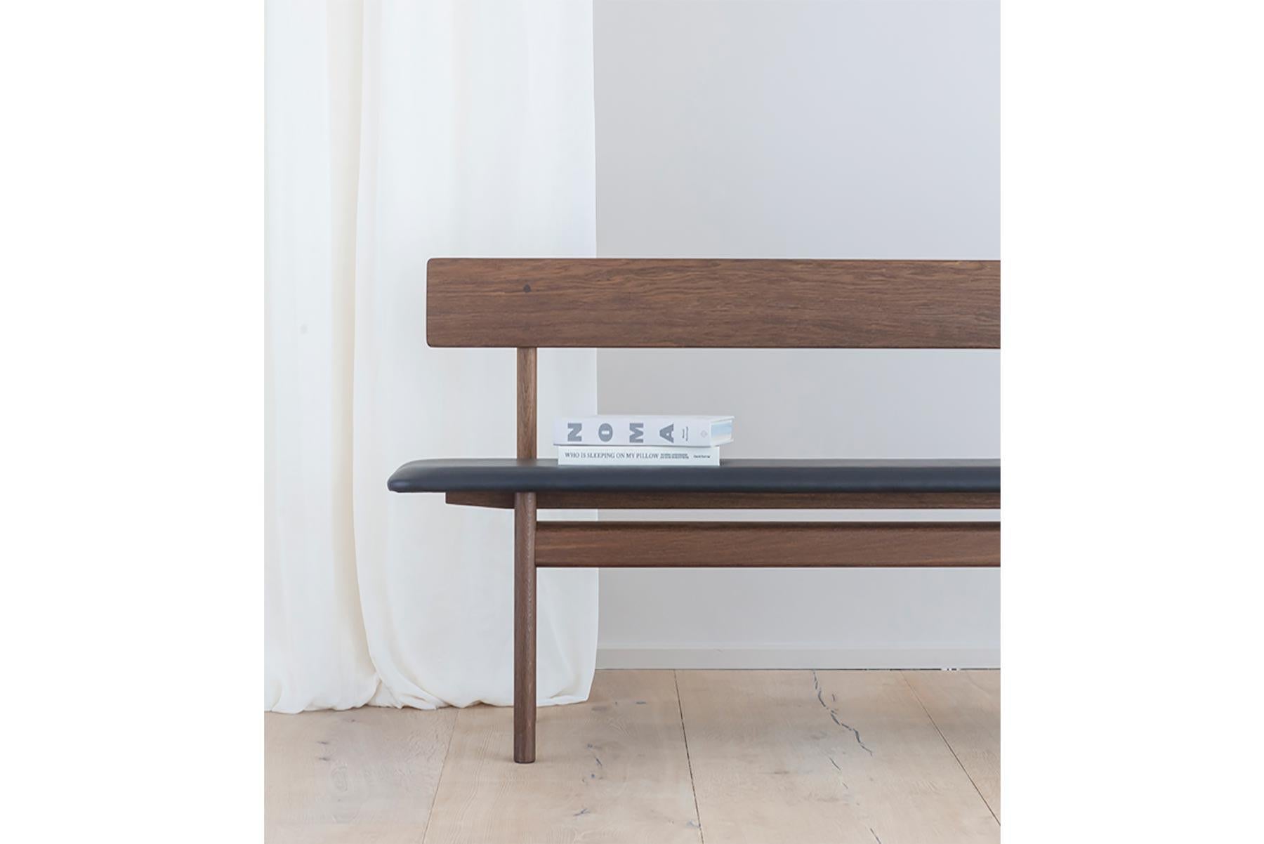 Borge Mogensen 3171 Bench, White Oil, Fabric In Excellent Condition For Sale In Berkeley, CA