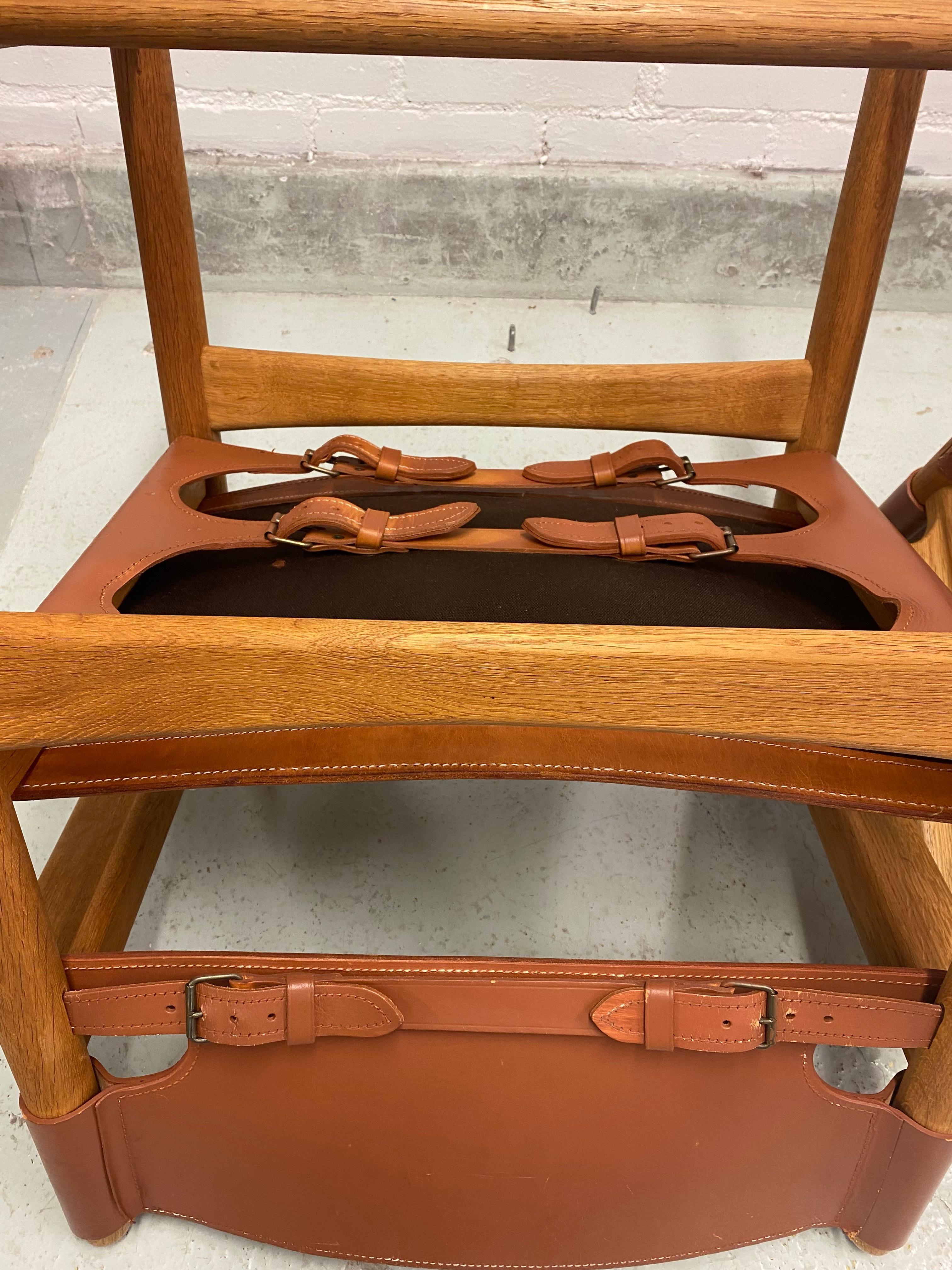 Borge Mogensen Armchair 3238 “Hunting Chair” in Oak & Leather, Fredericia 1960s For Sale 4