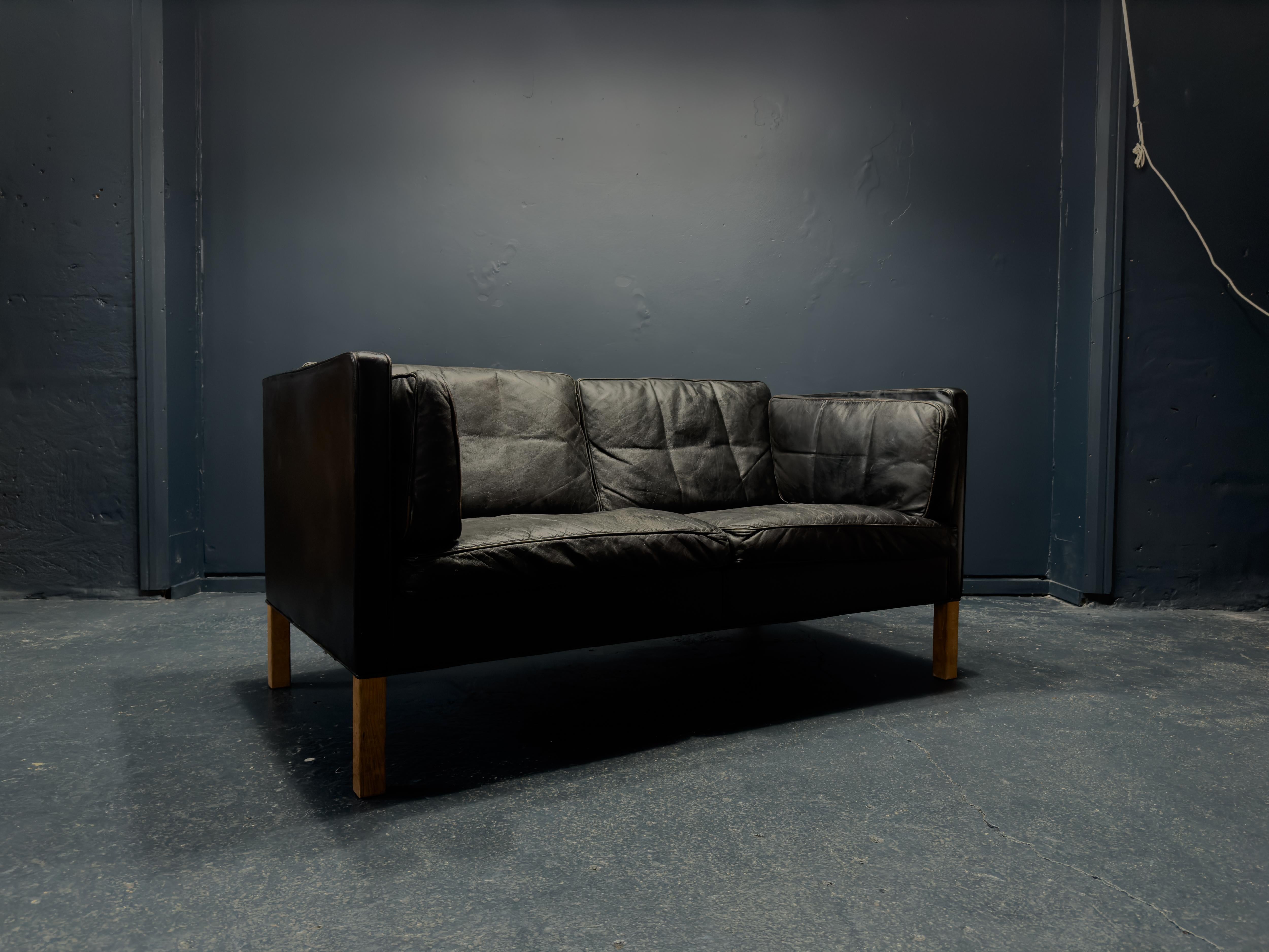Mid-Century moderno Divano in pelle nera Borge Mogensen in vendita