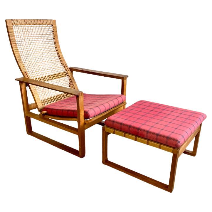 Borge Mogensen BM-2254 Danish Modern Lounge Chair & Ottoman For Sale