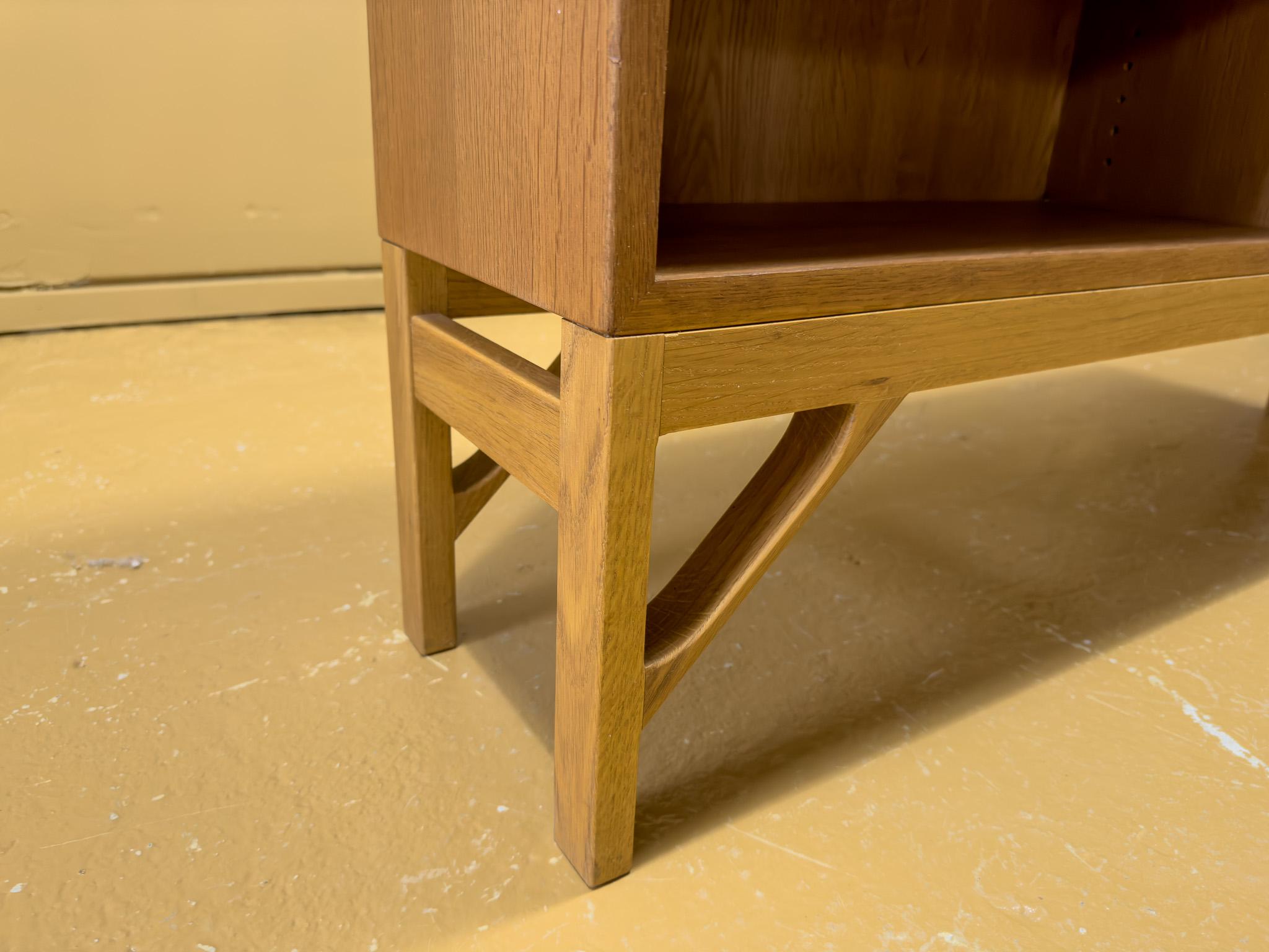 Mid-Century Modern Bibliothèque moyenne Borge Mogensensensen en vente