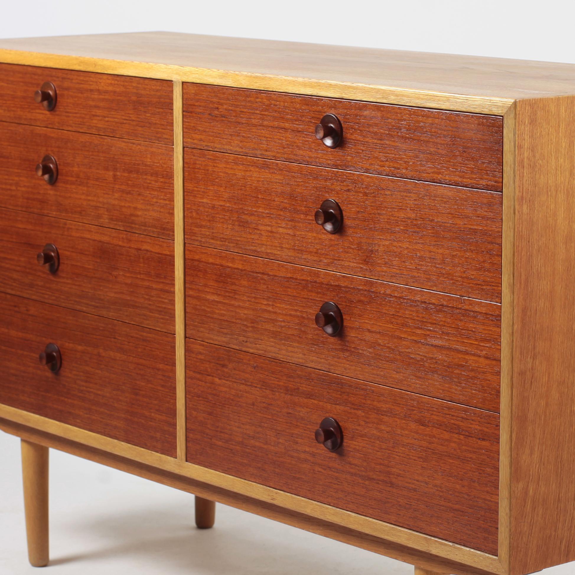 Borge Mogensen Chest of Drawers Oak and Teak 10