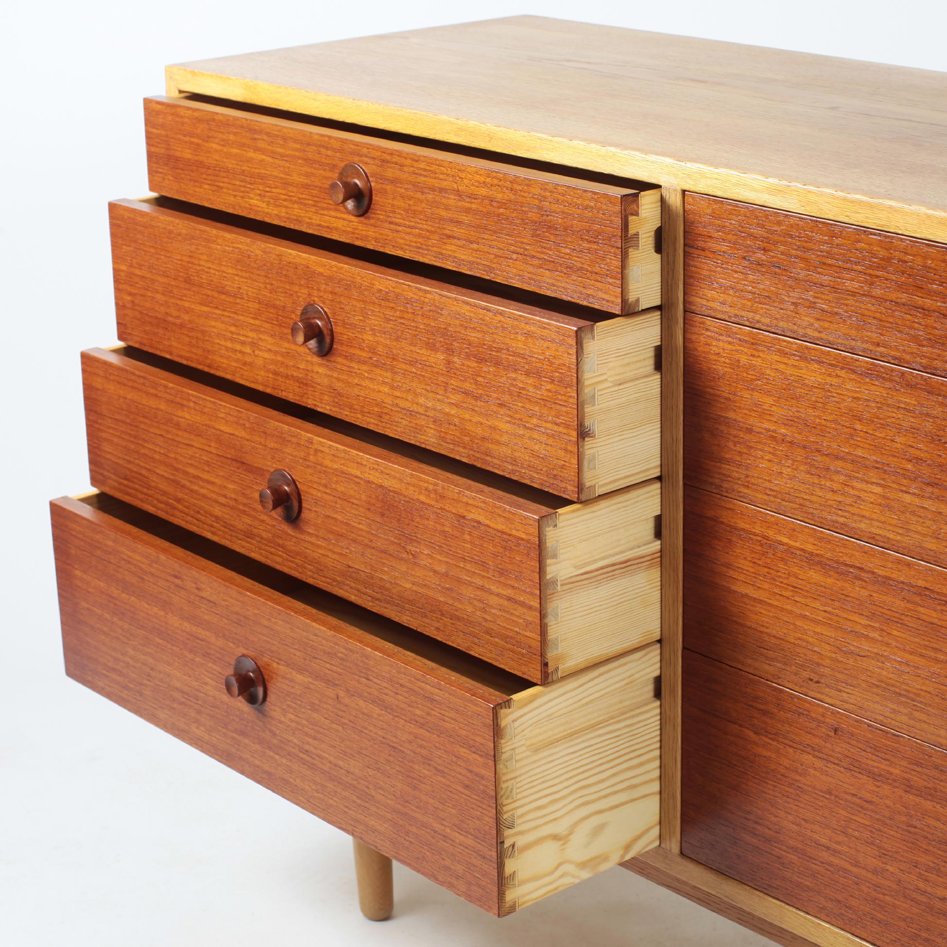 Mid-20th Century Borge Mogensen Chest of Drawers Oak and Teak