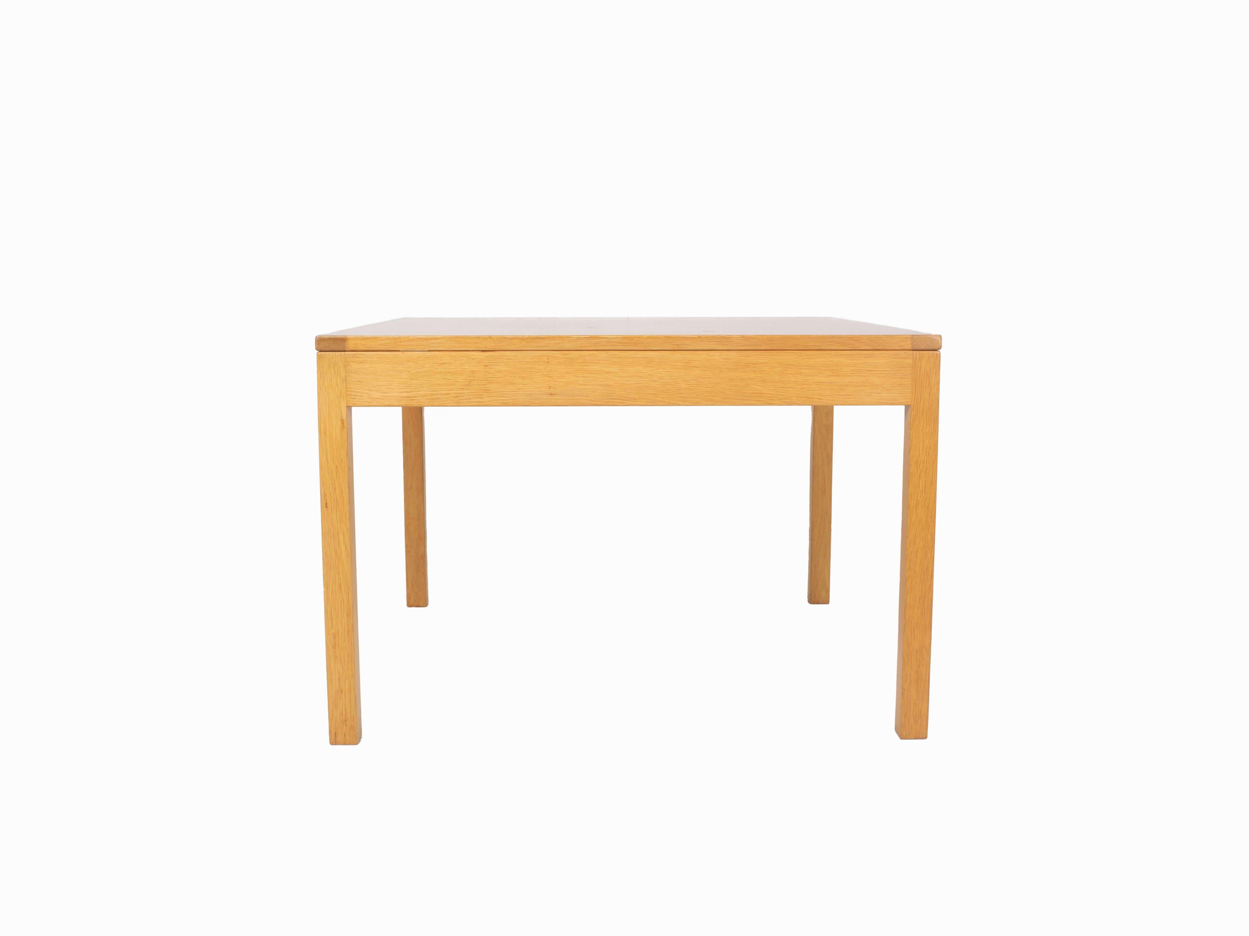 Borge Mogensen coffee table for Fredericia Model 5363, Denmark, 1980s. This table is minimalistic and functional and in good condition with normal wear and tear due to its age. We have two of them available, of which the other one has more wear. The