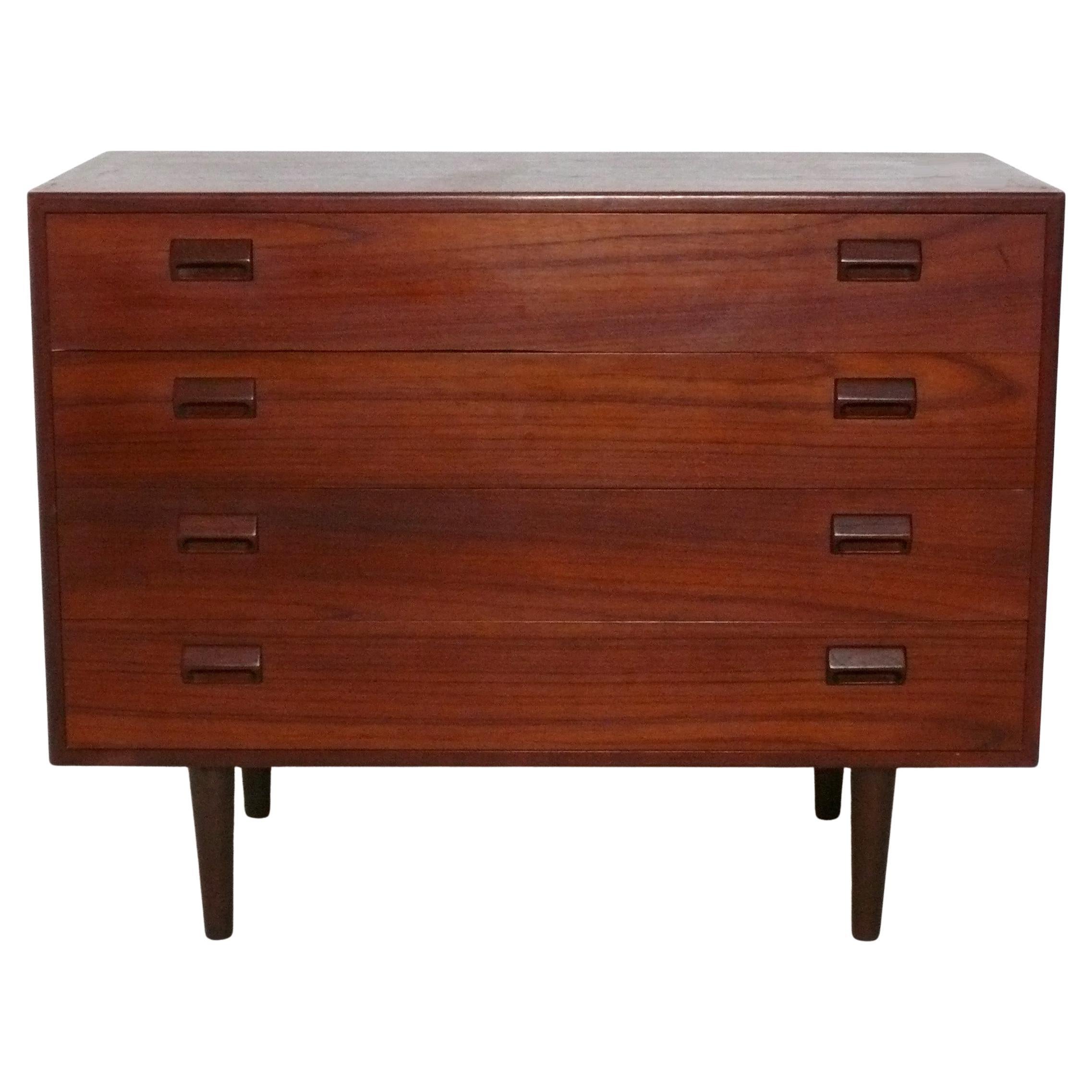 Borg Mogensen Danish Modern Coffre ou commode en teck Mid Century Modern Soborg