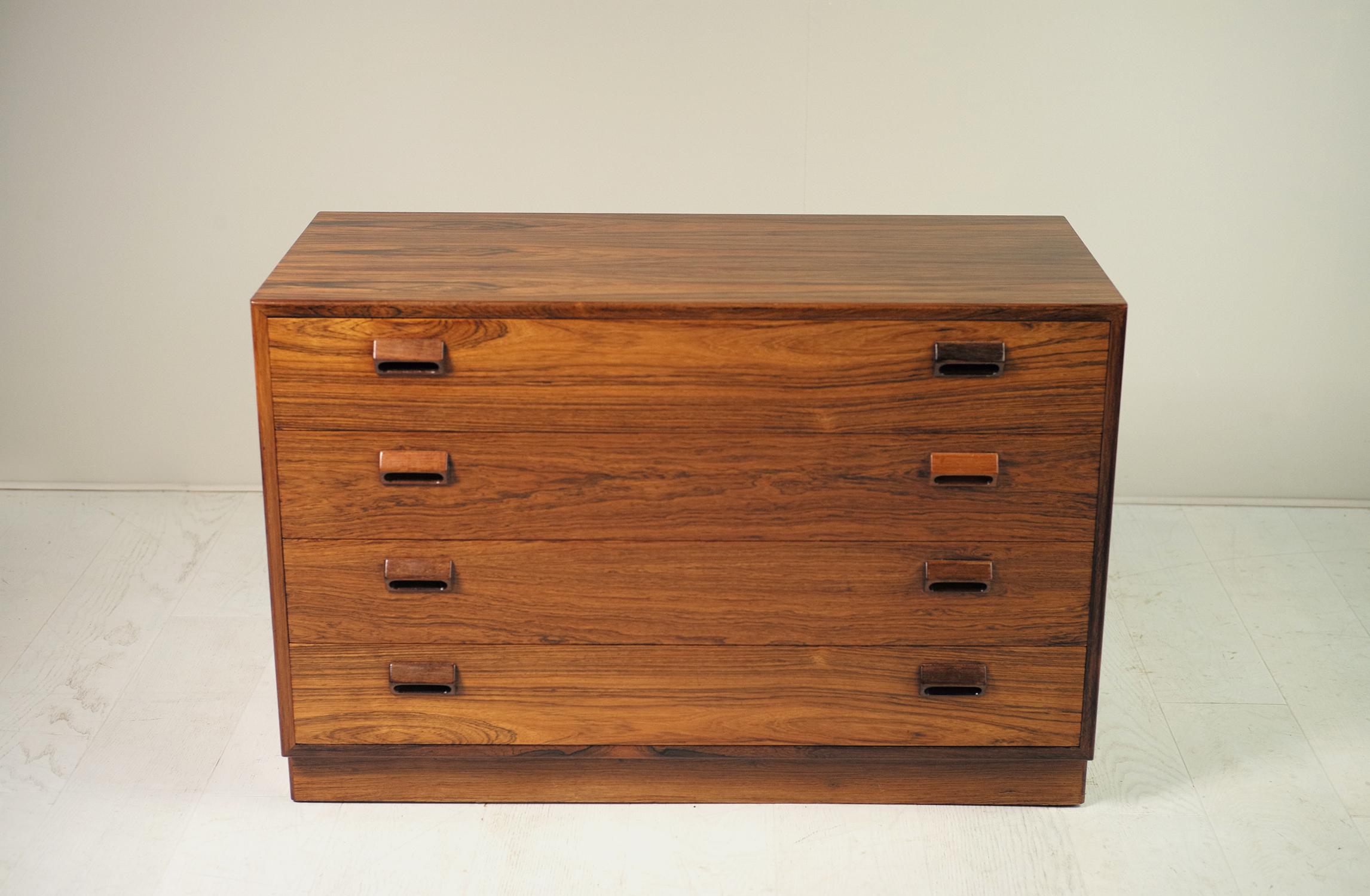 Børge Mogensen, Danish Rosewood Dresser, 1960 In Good Condition In Catonvielle, FR
