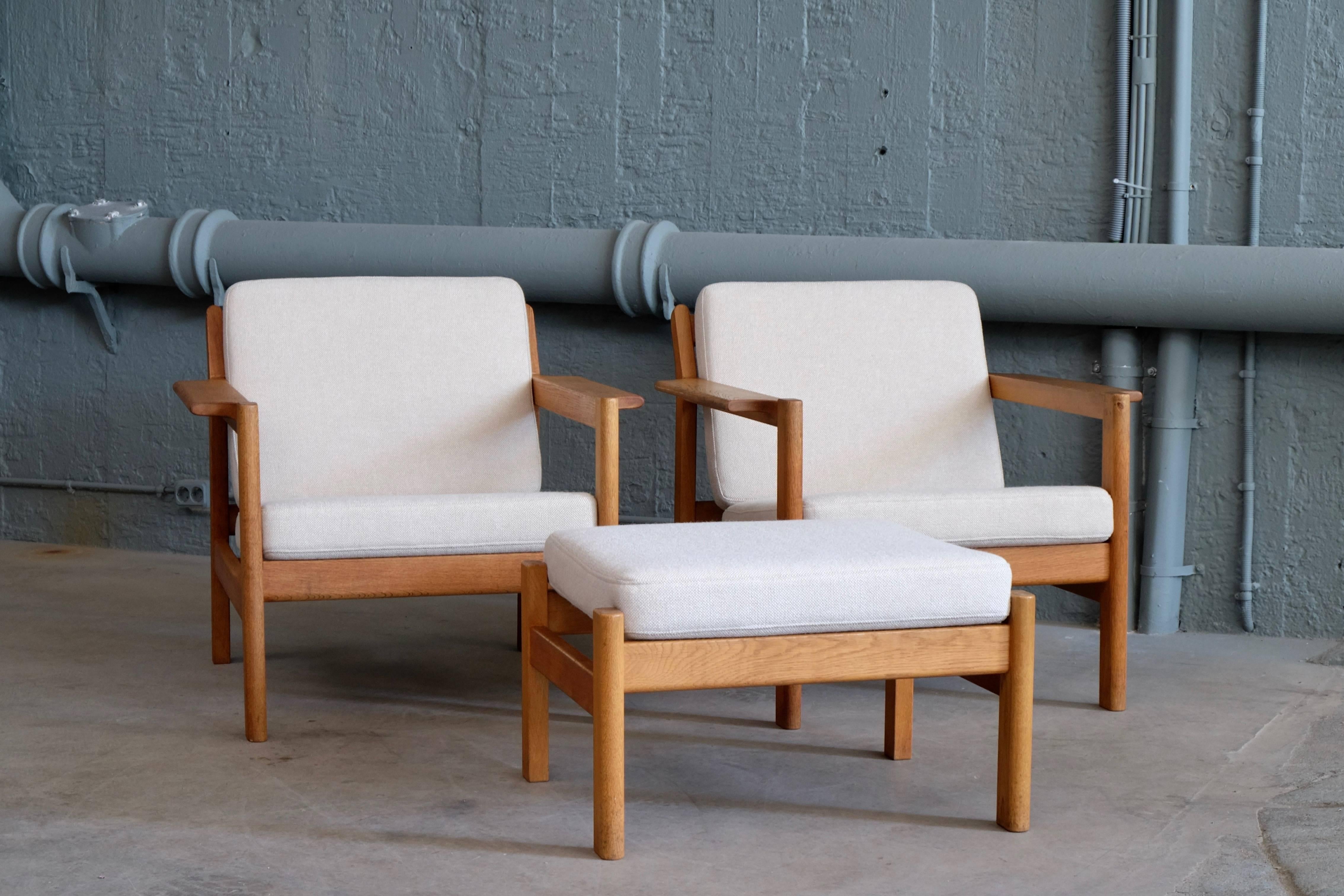 Borge Mogensen Easy Chairs with Footstool Model 227, 1960s For Sale 3