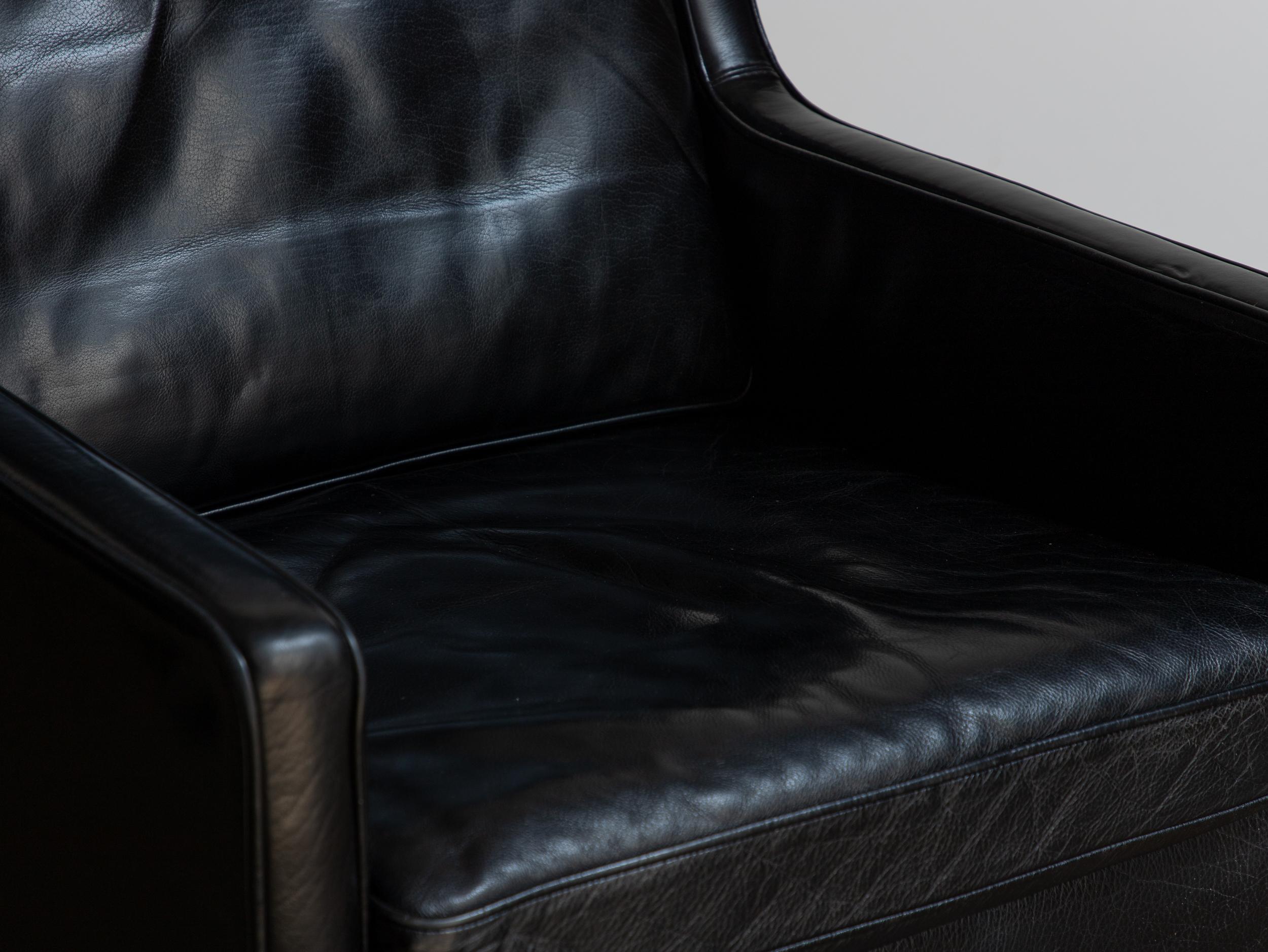 Borge Mogensen for Fredericia Black Leather Wingback Chairs - Pair of Model 2204 2