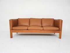 Borge Mogensen for Fredericia Sofa "2343" in Cognac Leather, Denmark, 1960's