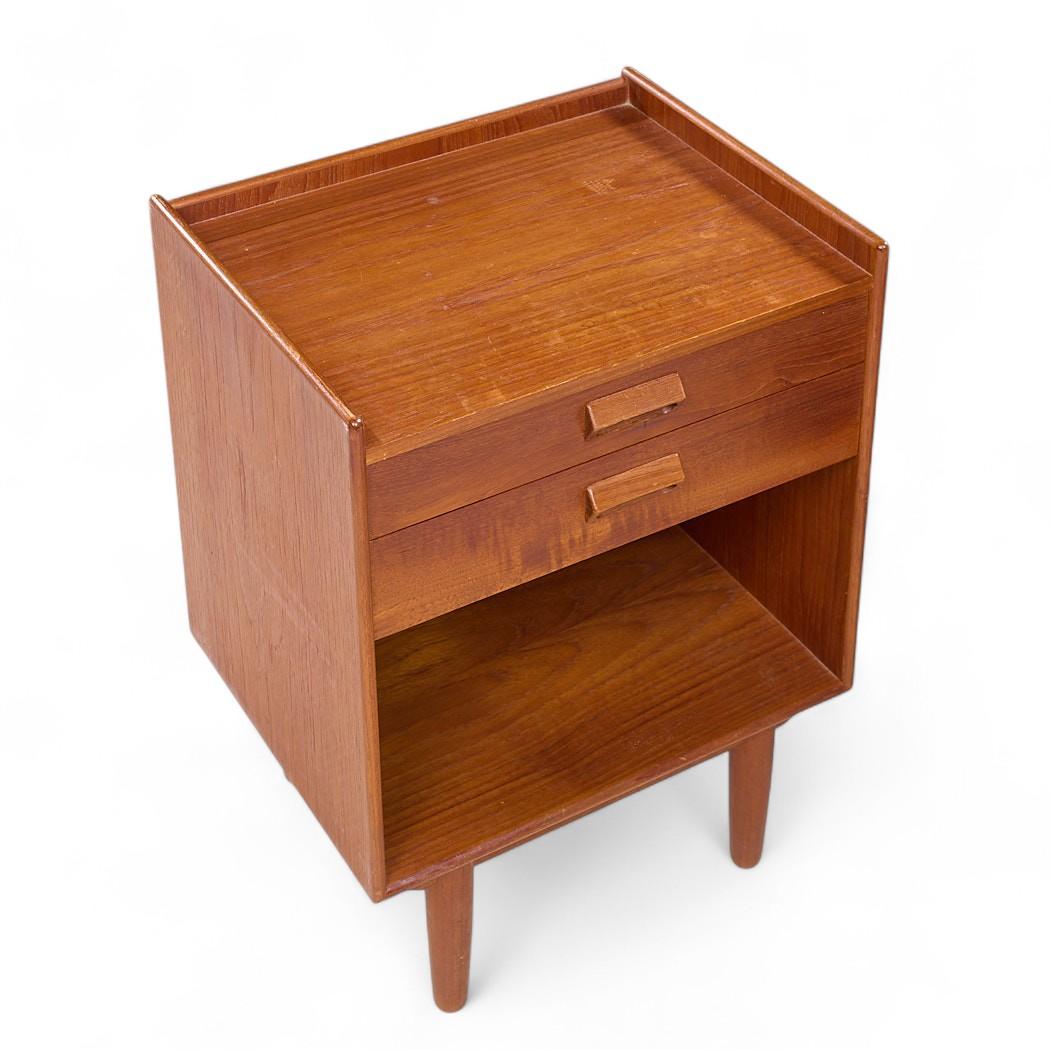 Borge Mogensen für Povl Dinesen Mid Century Danish Teak Nachttische - Paar im Angebot 3