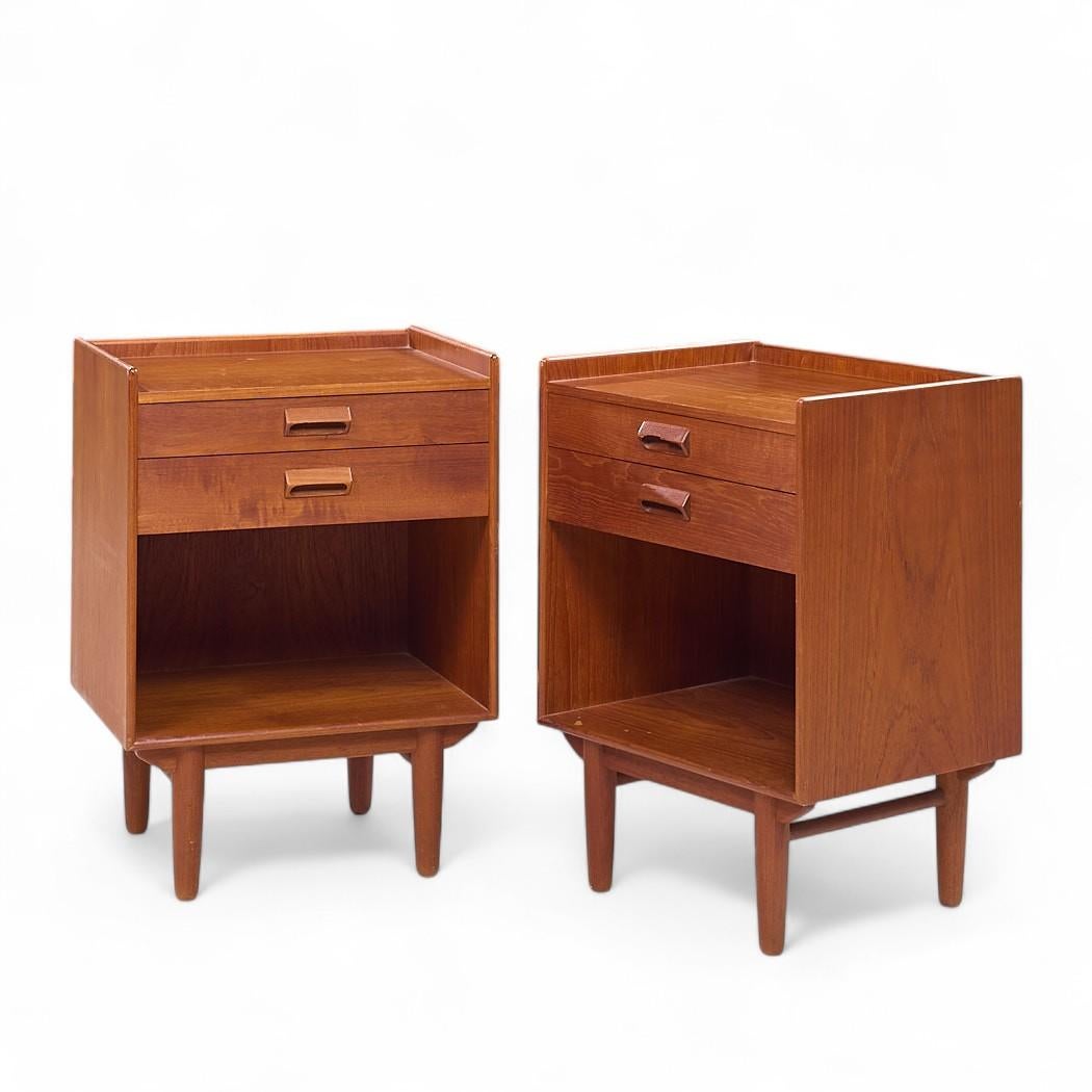 Borge Mogensen für Povl Dinesen Mid Century Danish Teak Nachttische - Paar (Moderne der Mitte des Jahrhunderts) im Angebot