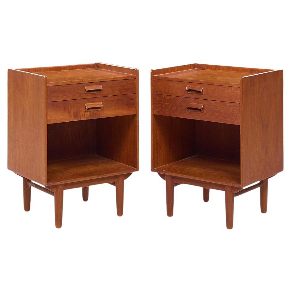 Borge Mogensen für Povl Dinesen Mid Century Danish Teak Nachttische - Paar im Angebot