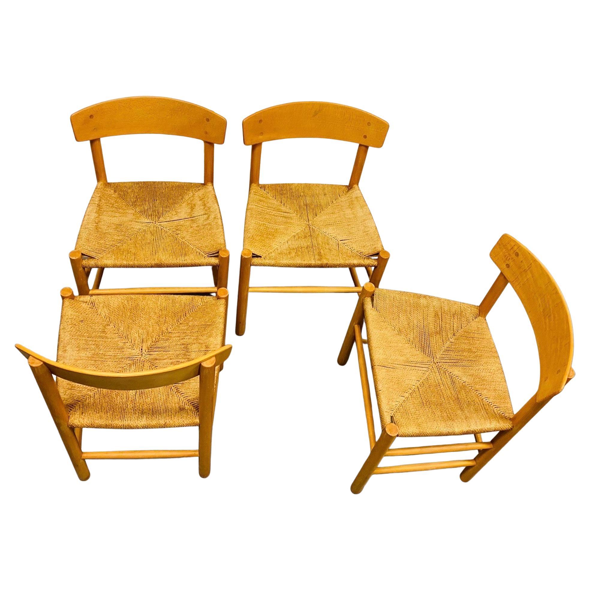 Borge Mogensen J39 Set of 4 Dining Chairs, Total Current Availability Is 16 For Sale 4