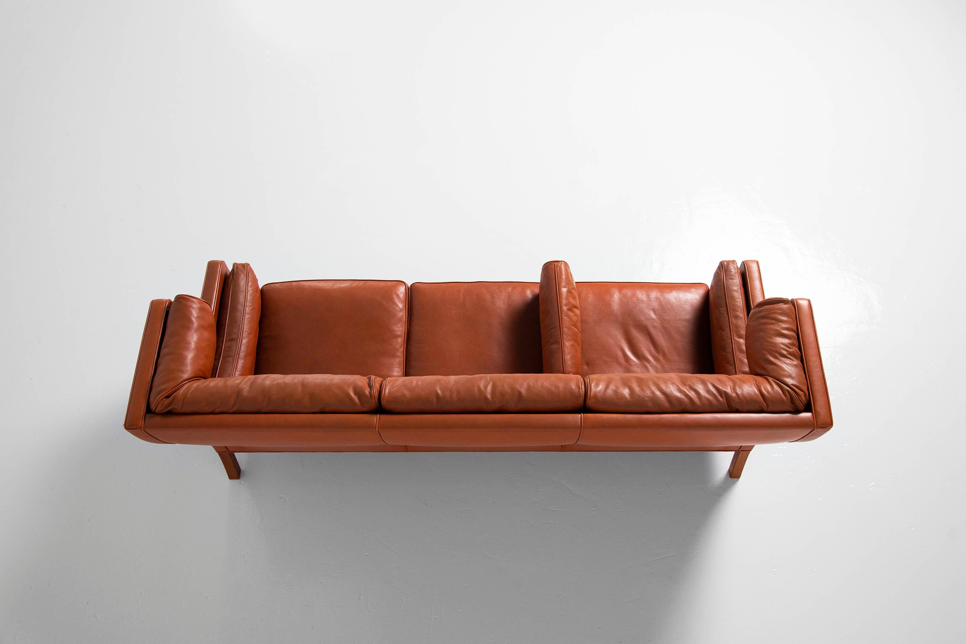 Leather Borge Mogensen Kupe Sofa Model 2193 Fredericia Denmark 1965 For Sale