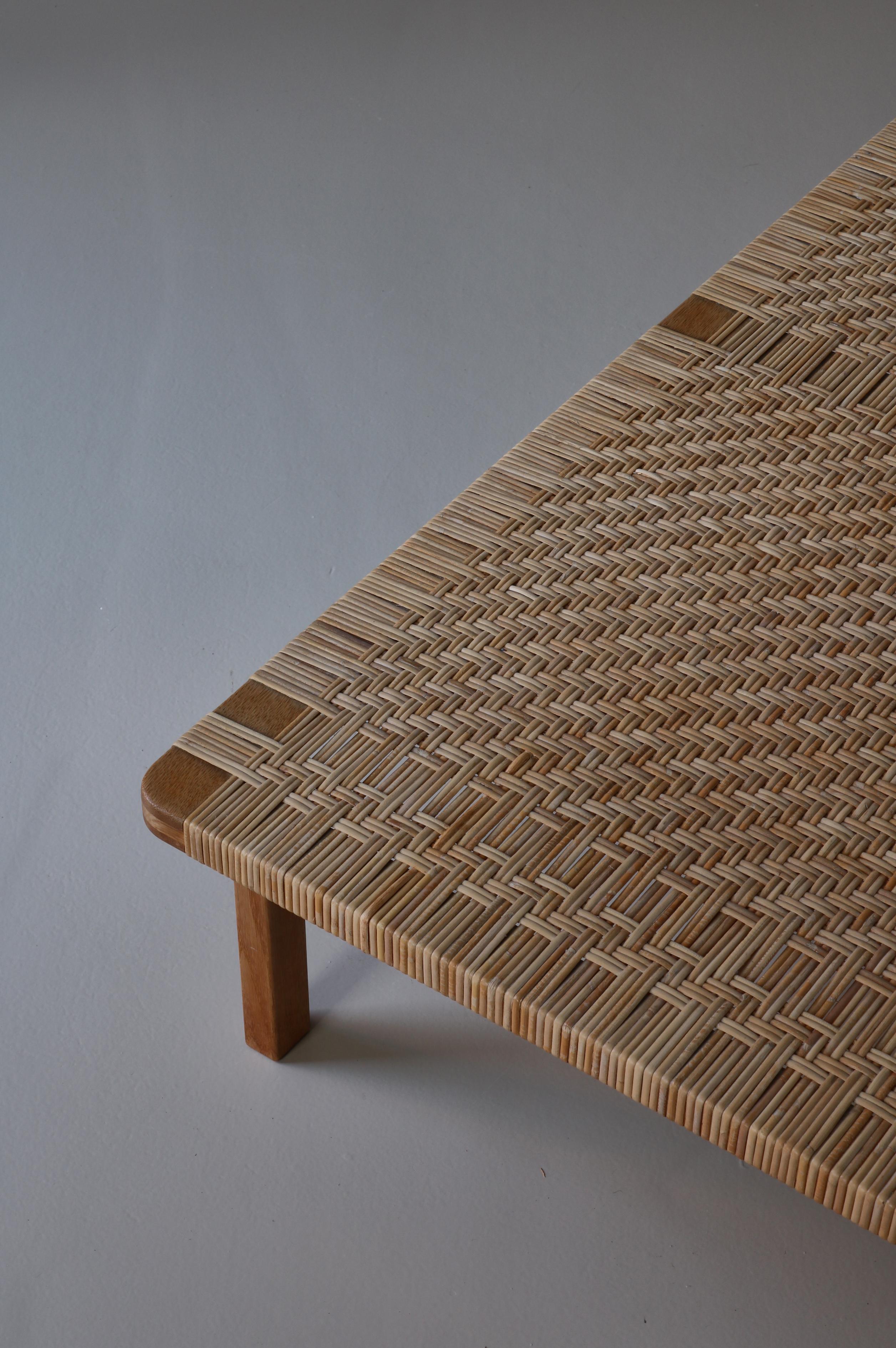 Borge Mogensen Large Side Table or Bench in Oak and Rattan Cane, 1960s, Denmark For Sale 5
