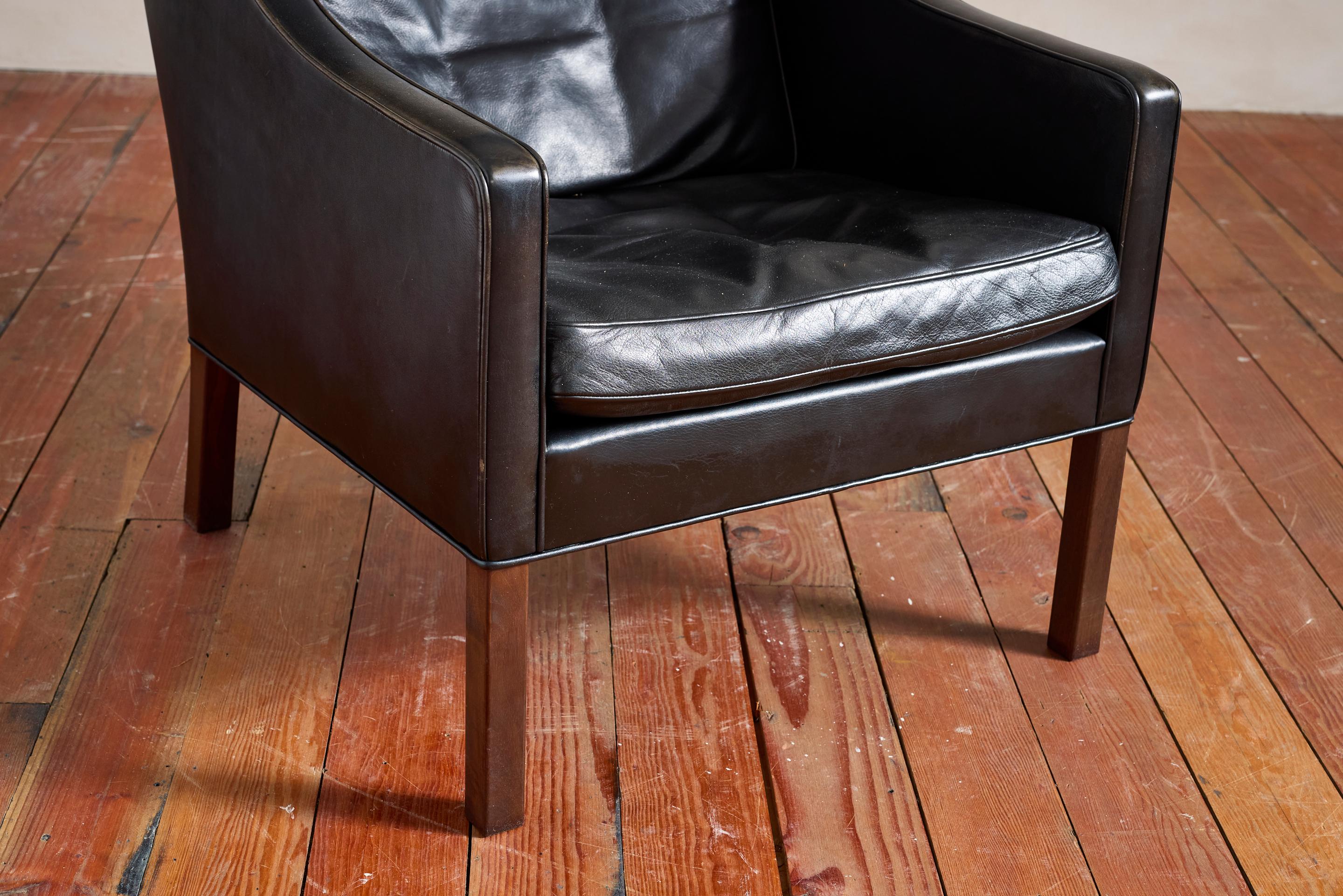 Poltrona Wingback in pelle di Borg Mogensen con ottomana in vendita 4