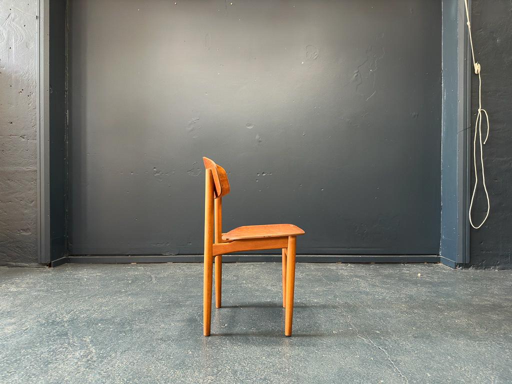 Mid-Century Modern Chaise Borge Mogensensen modèle 122 en vente