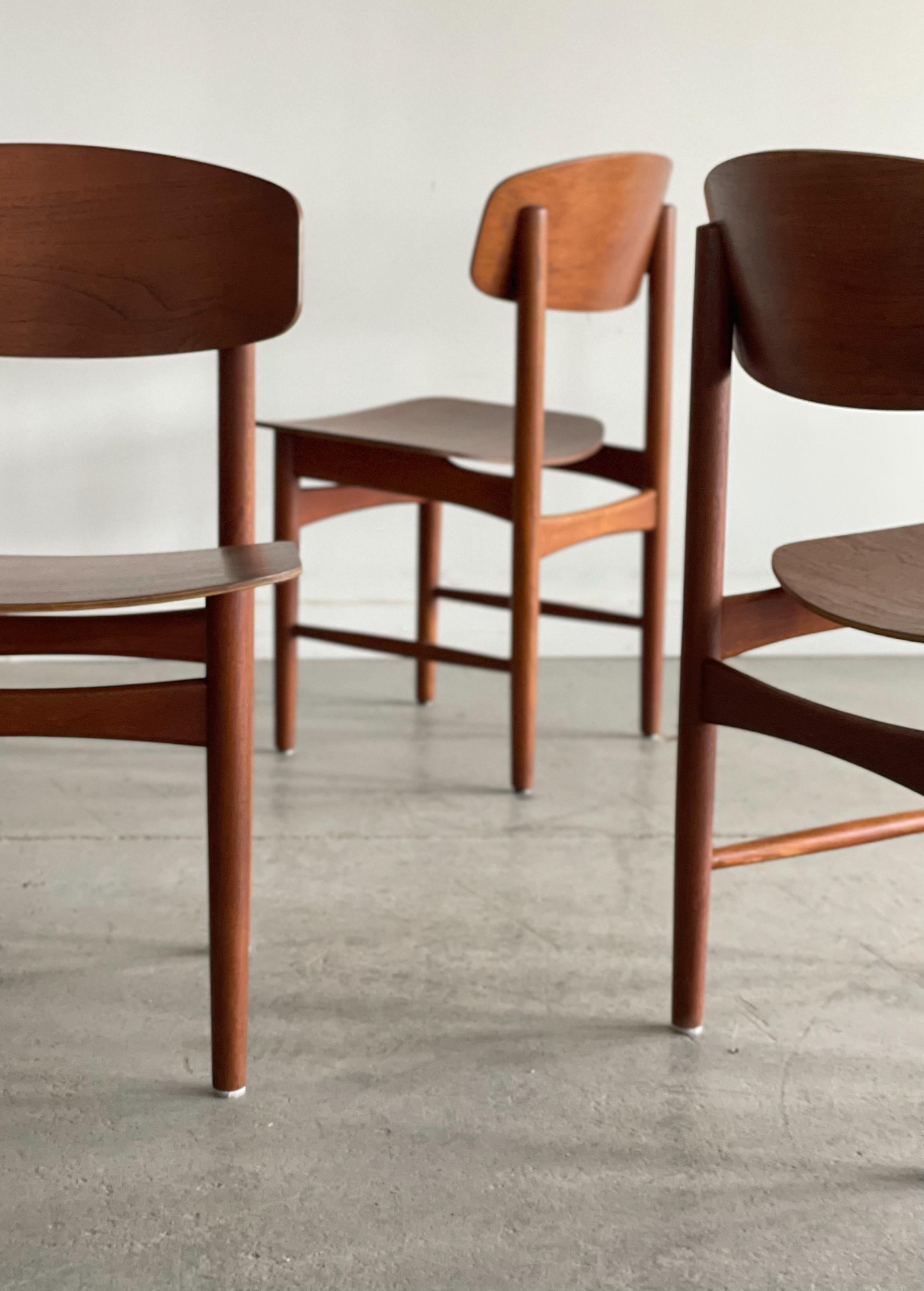Danese Sedie da pranzo in teak modello 122 di Borg Mogensen per Soborg in vendita