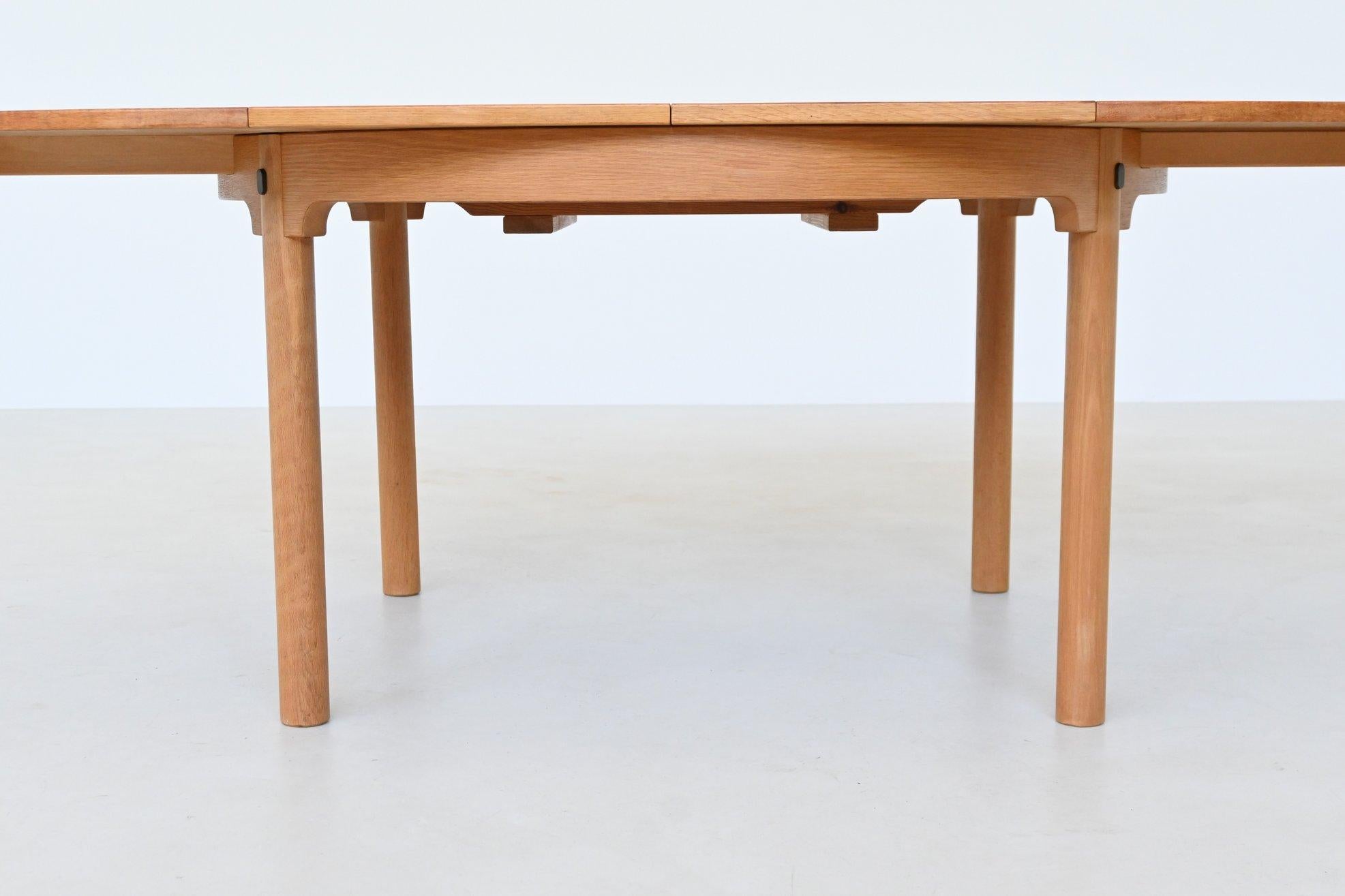 Tavolo da pranzo Borg Mogensen modello 140 in Oak Karl Andersson Danimarca 1955 in vendita 3