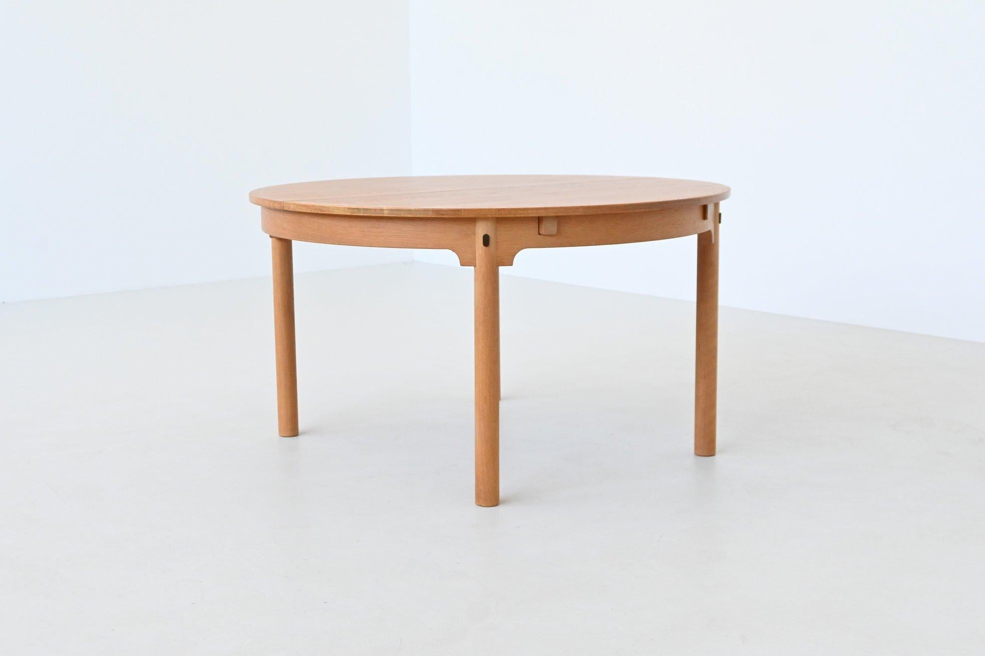Tavolo da pranzo Borg Mogensen modello 140 in Oak Karl Andersson Danimarca 1955 in vendita 2
